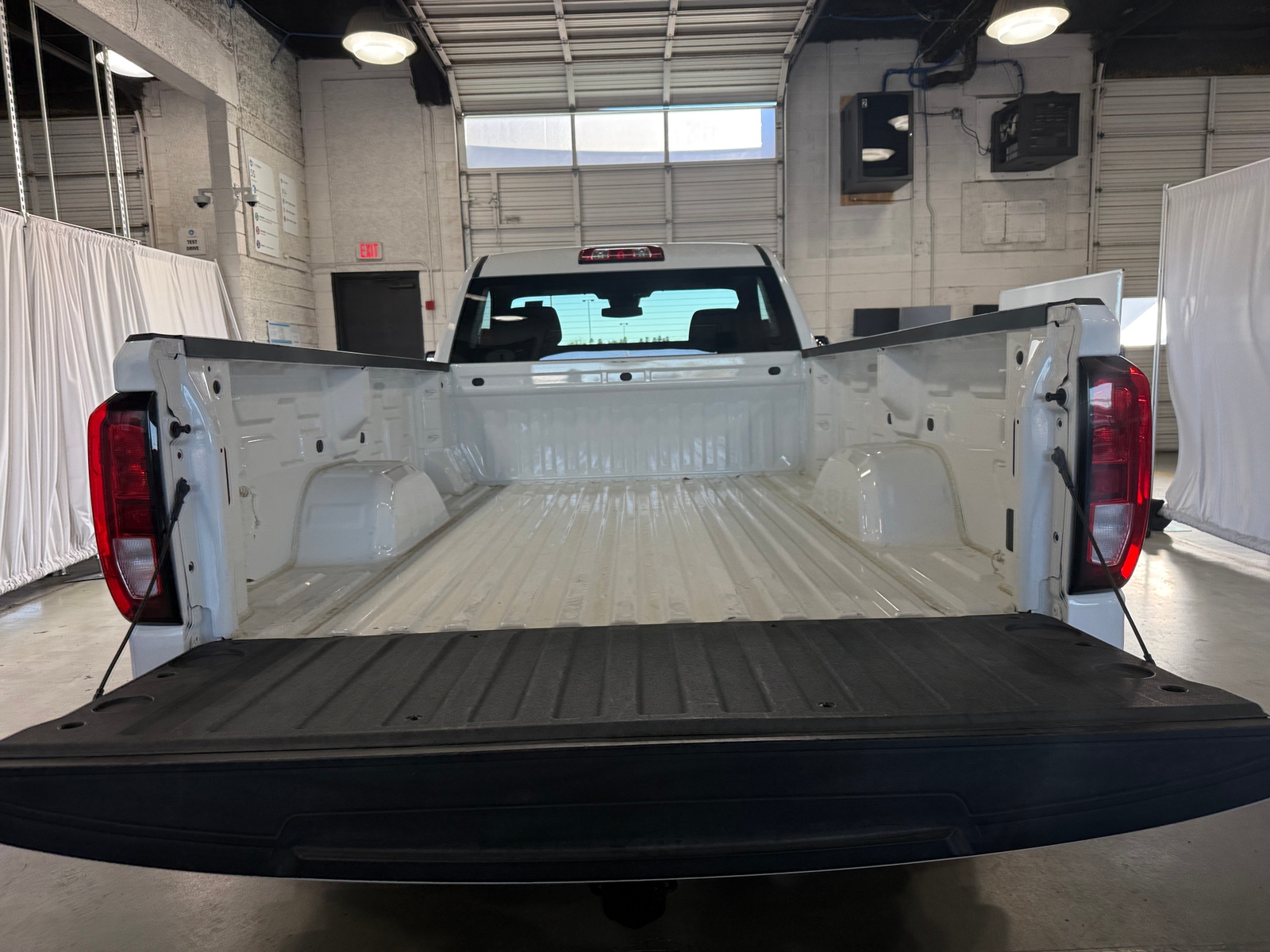 Thumbnail: 2022 GMC Sierra 1500 - 4