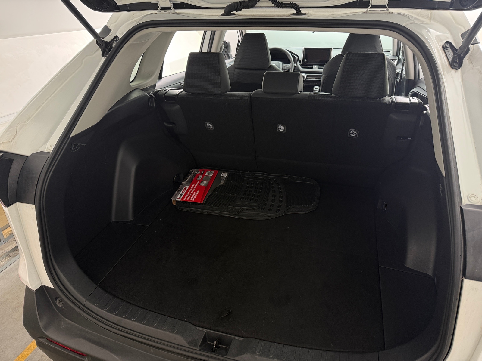 Thumbnail: 2024 Toyota RAV4 - 7