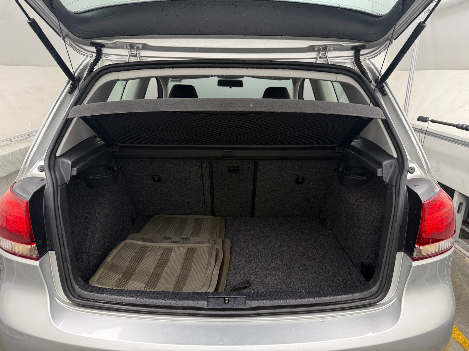 Thumbnail: 2012 Volkswagen Golf - 7