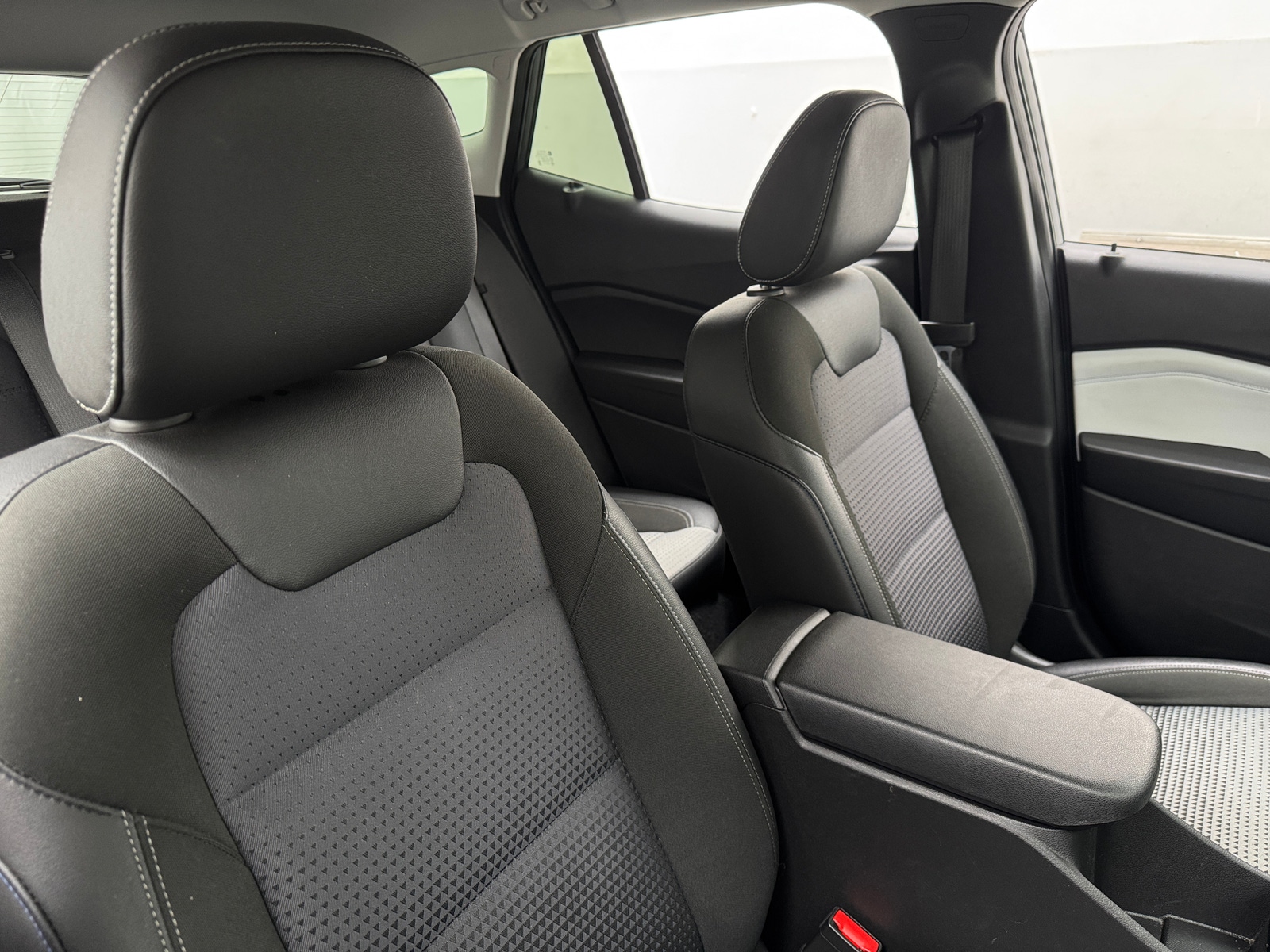 Thumbnail: 2025 Chevrolet Trax - 2