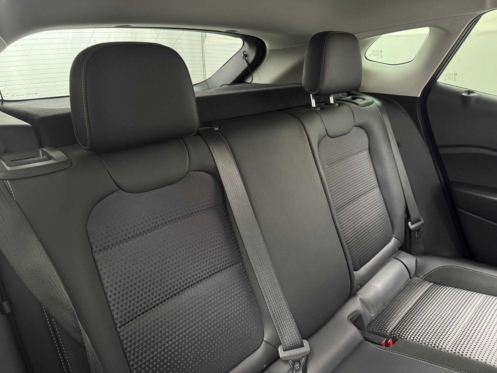 Thumbnail: 2025 Chevrolet Trax - 6