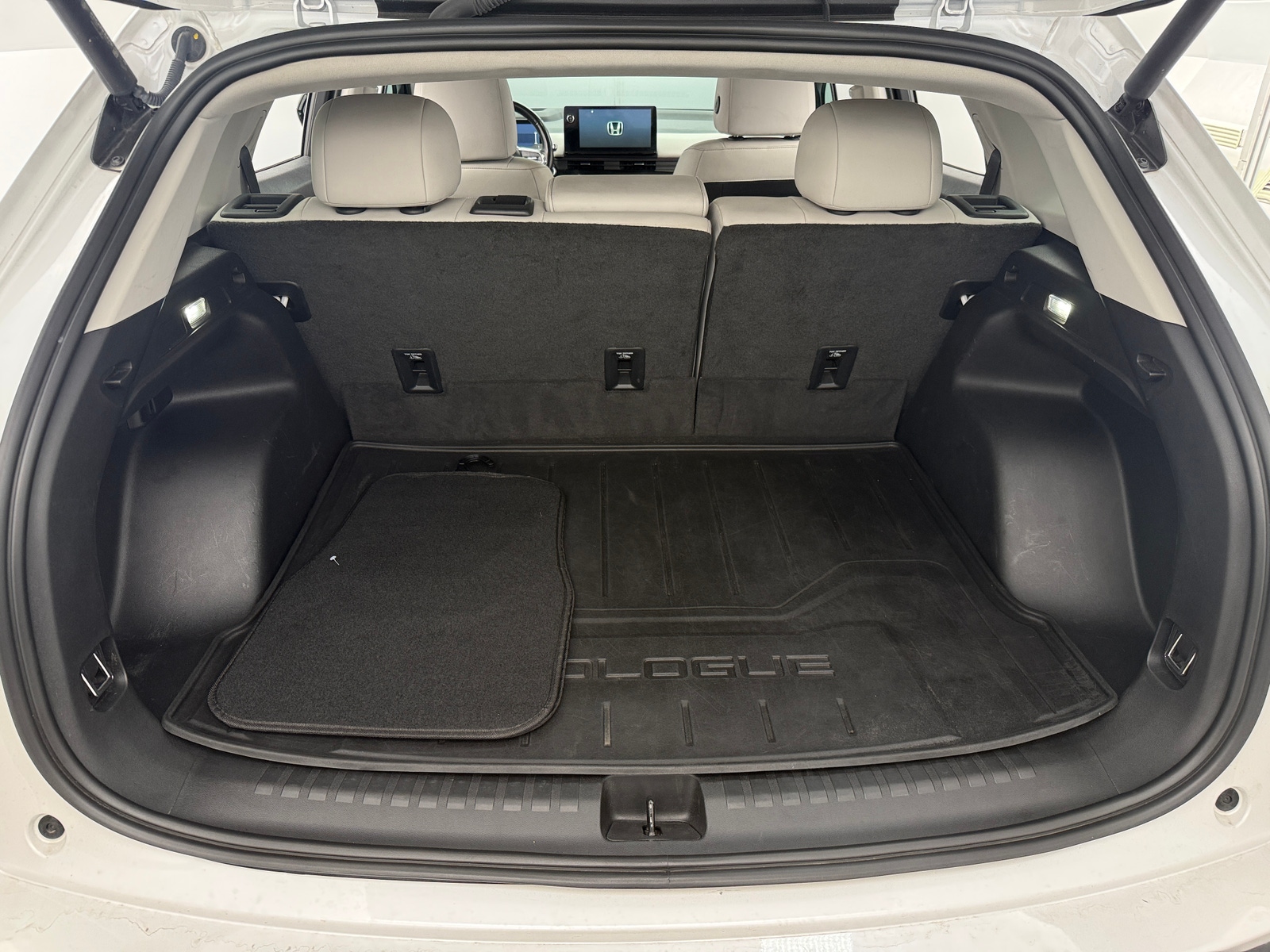 Thumbnail: 2024 Honda Prologue - 6