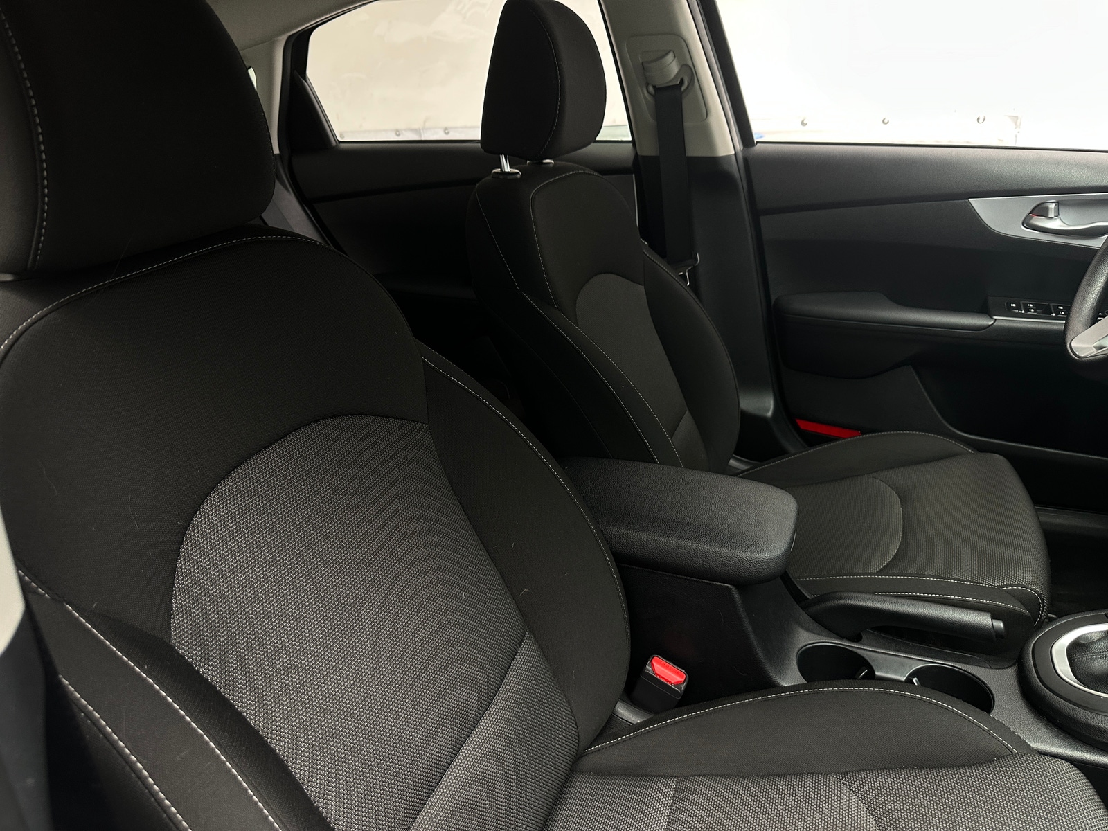 Thumbnail: 2024 Kia Forte - 2