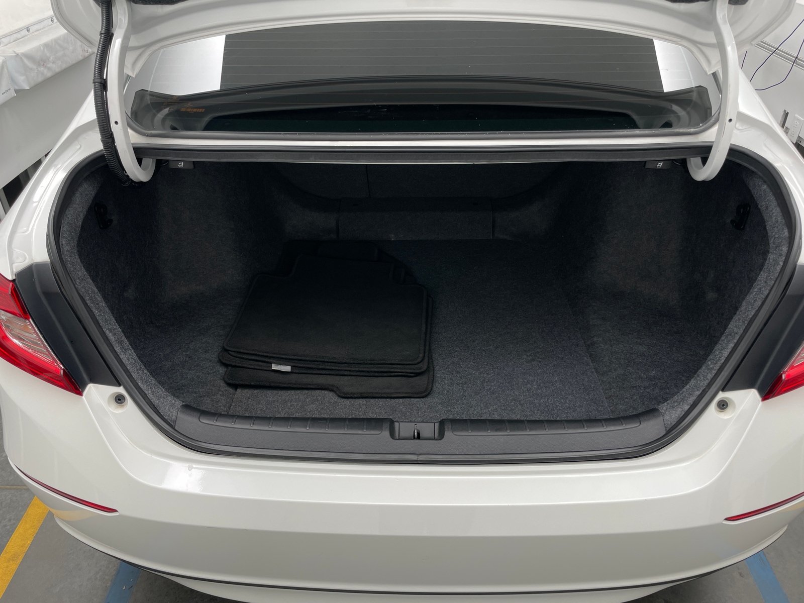 Thumbnail: 2020 Honda Accord - 7