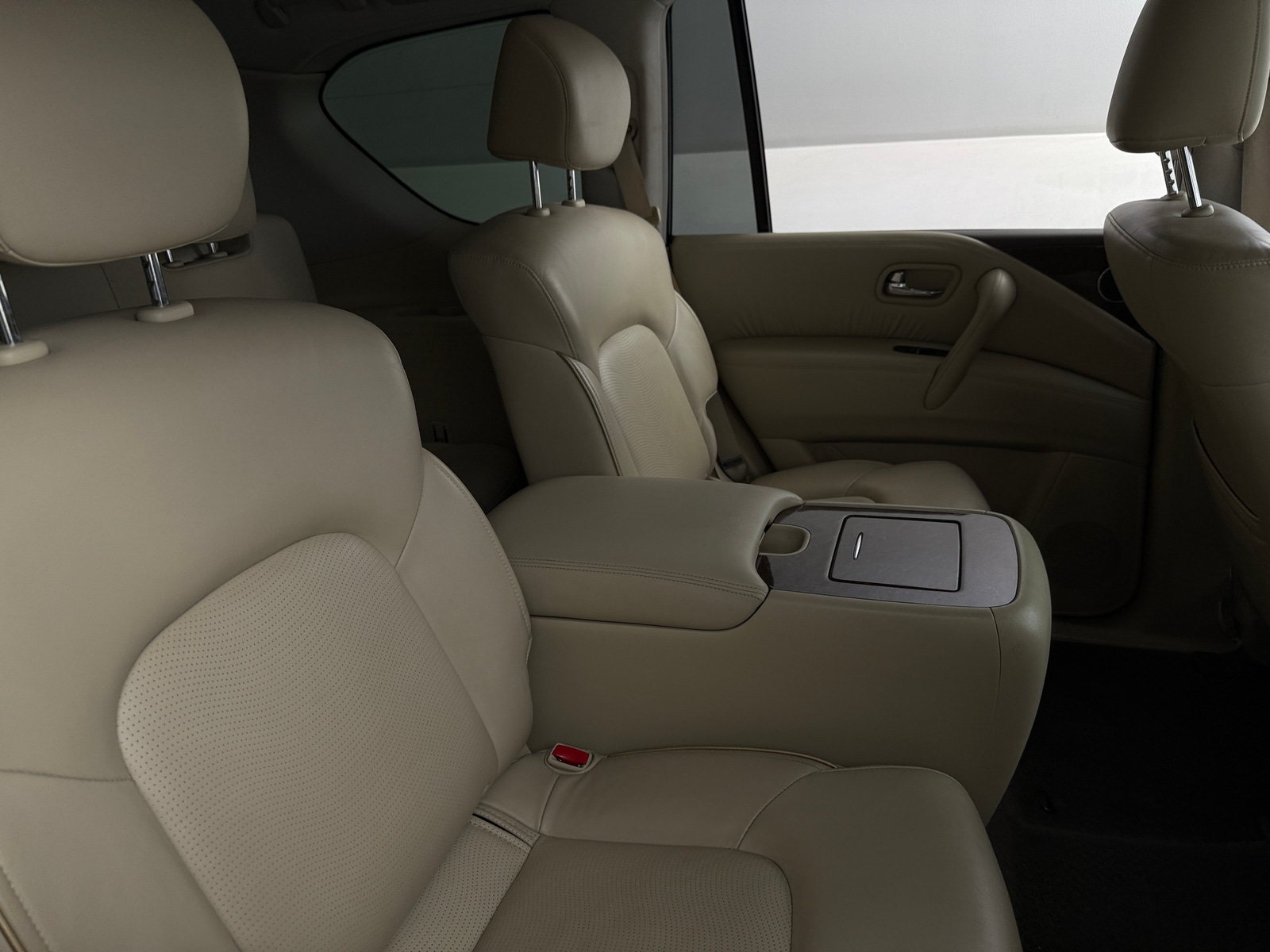 Thumbnail: 2017 INFINITI QX80 - 5