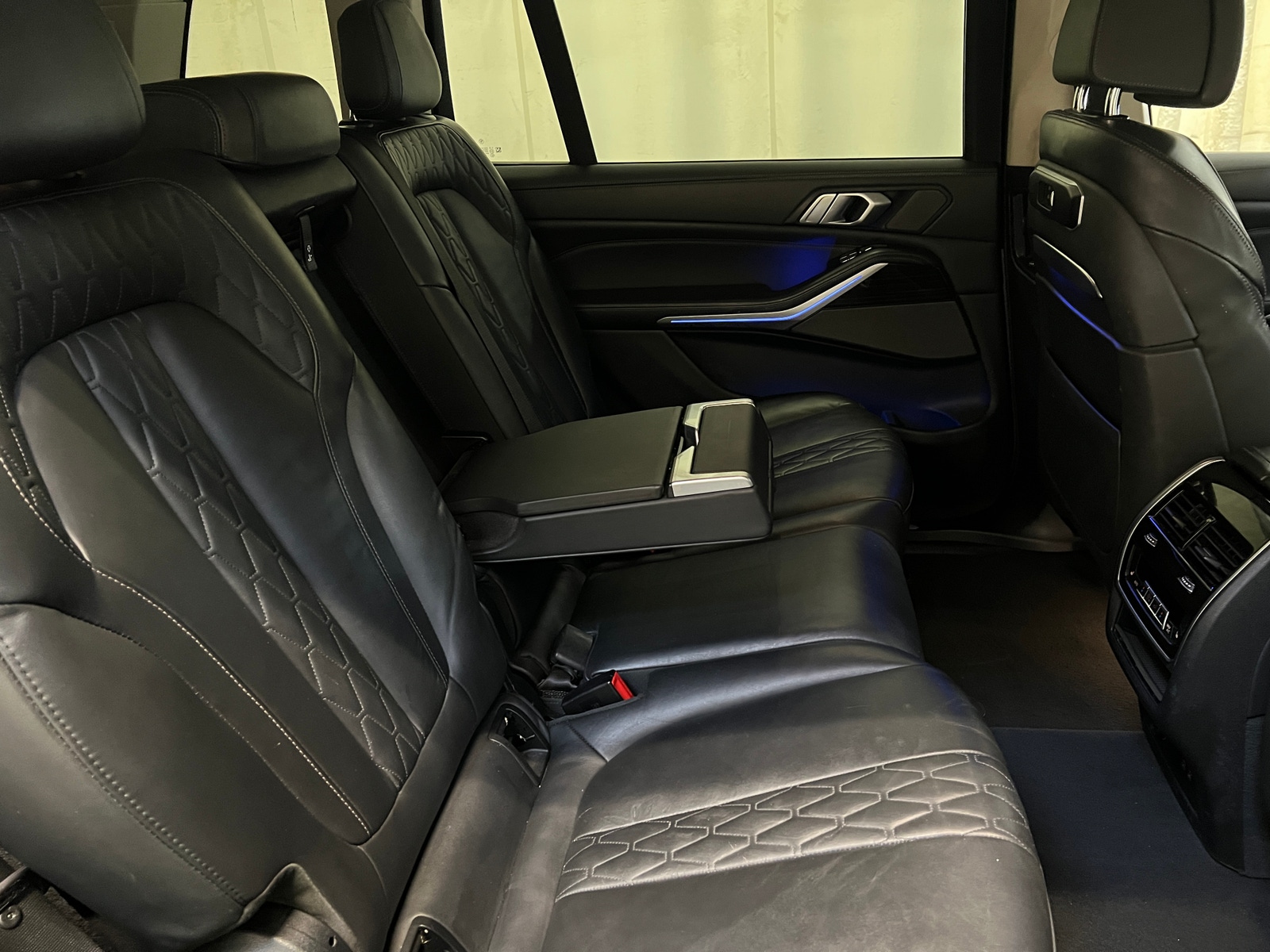 Thumbnail: 2023 BMW X7 - 5