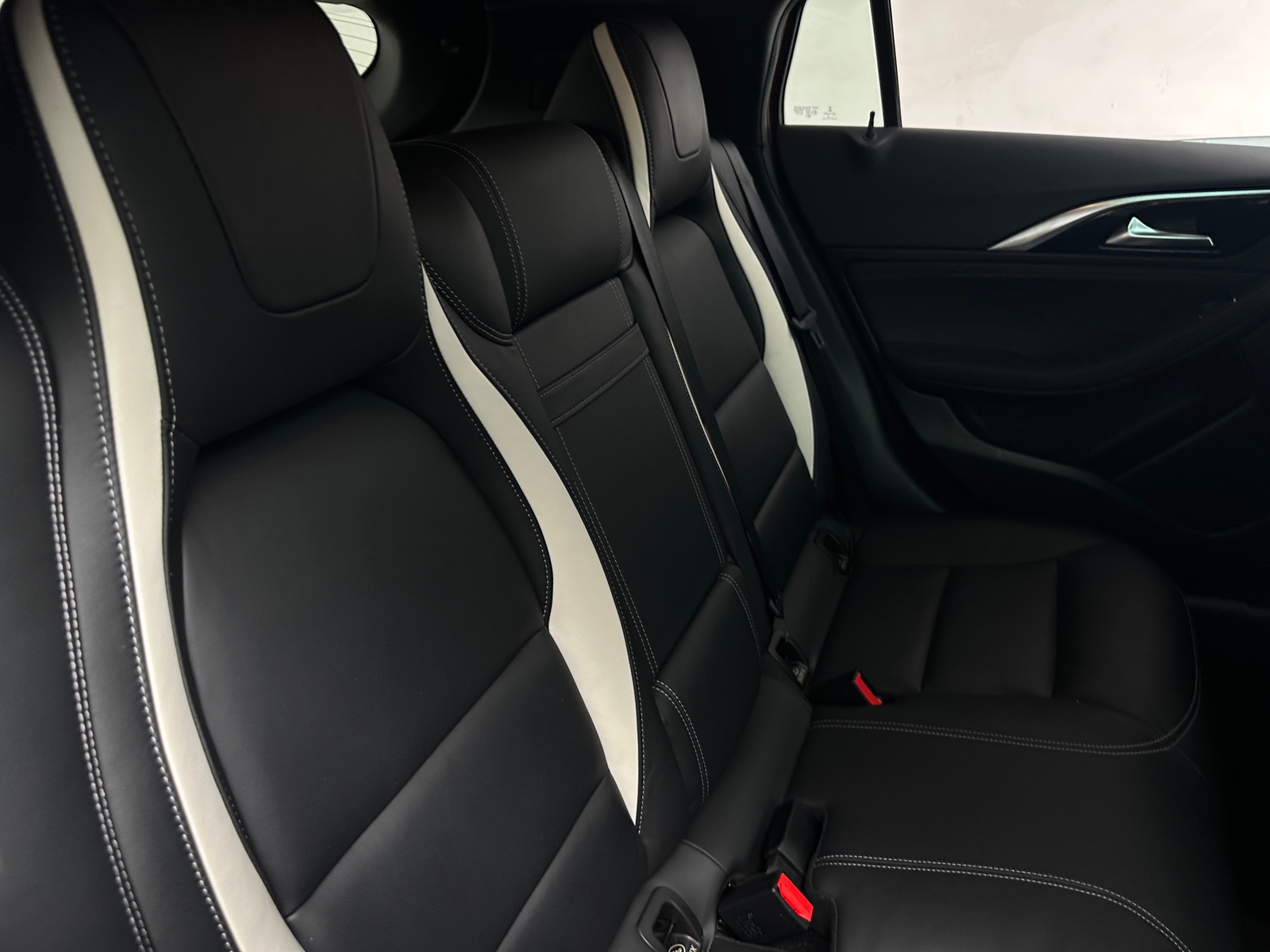 Thumbnail: 2019 INFINITI QX30 - 5