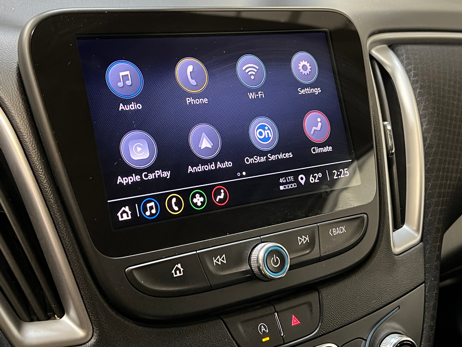 Thumbnail: 2024 Chevrolet Malibu - 4