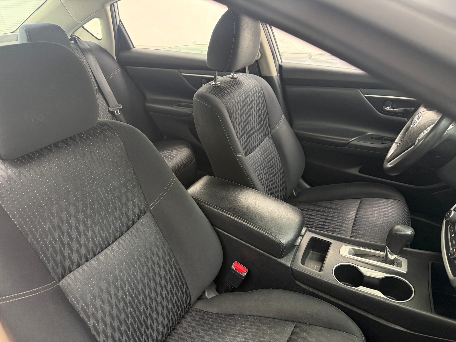 Thumbnail: 2017 Nissan Altima - 2