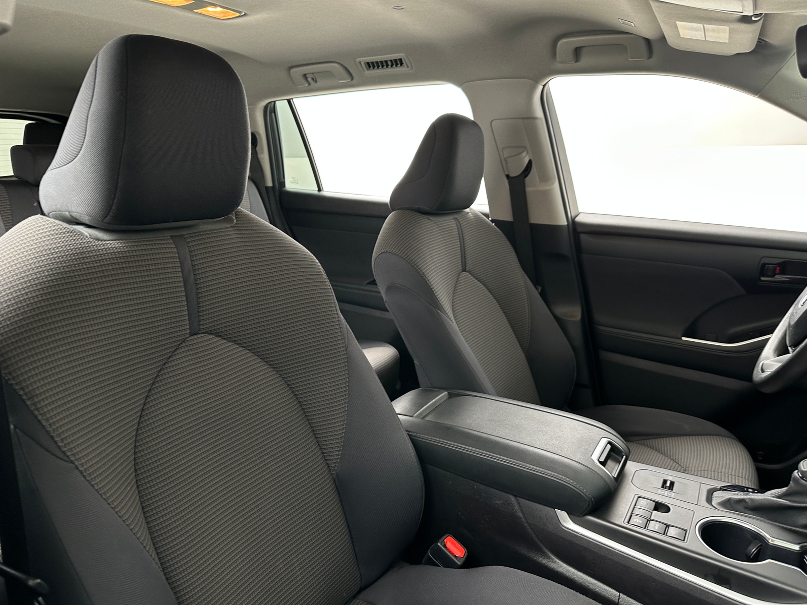 Thumbnail: 2023 Toyota Highlander - 2