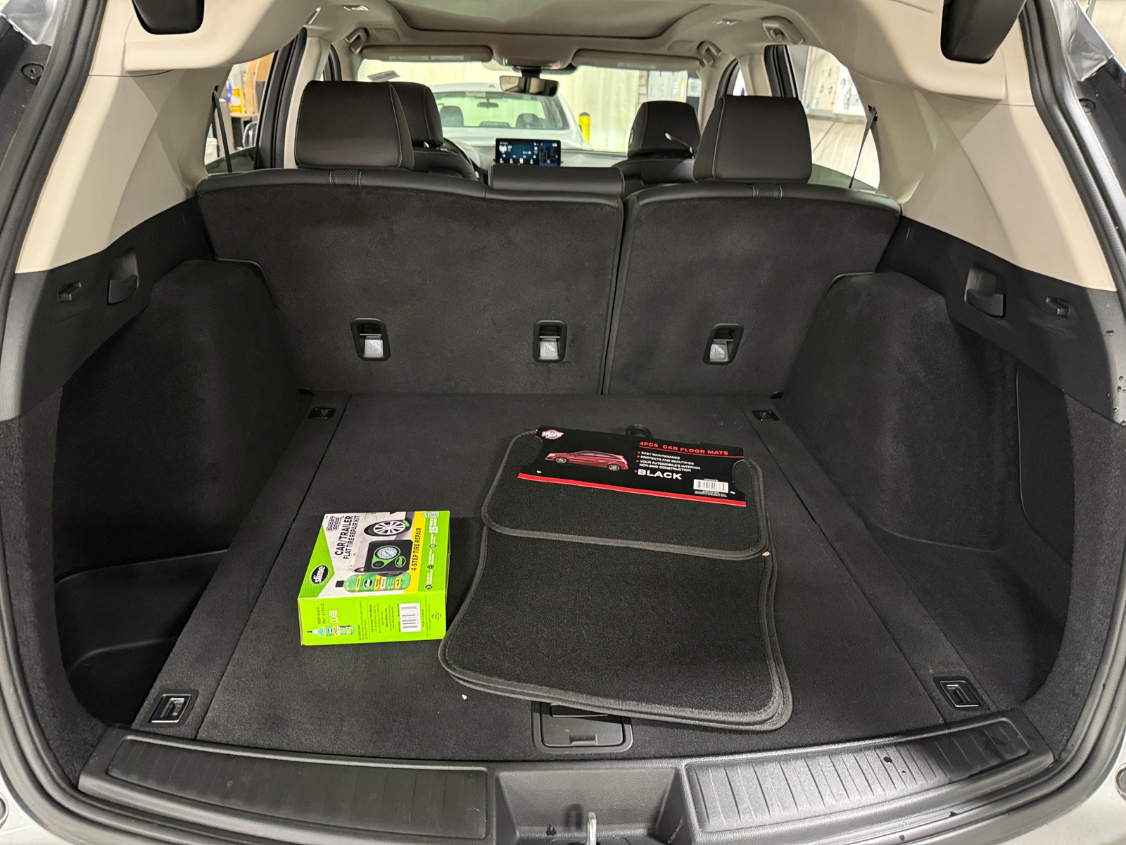 Thumbnail: 2024 Acura RDX - 6