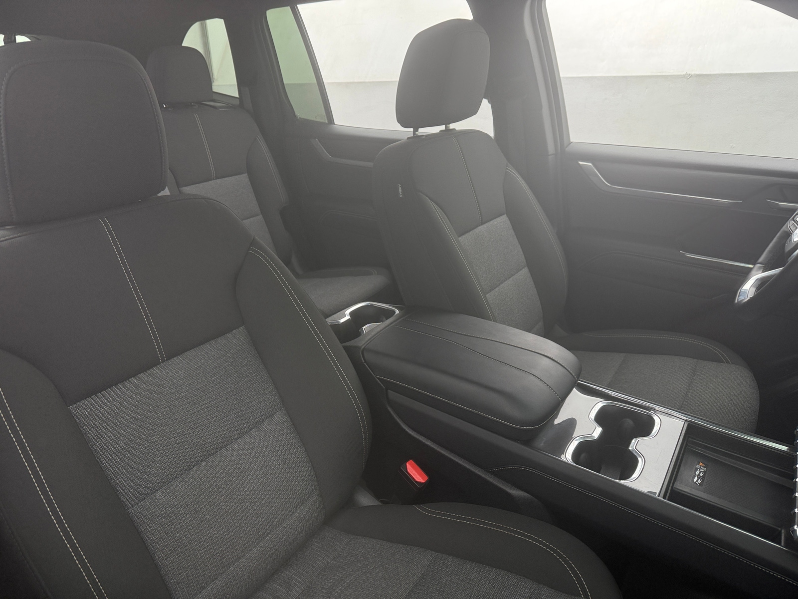 Thumbnail: 2025 GMC Acadia - 2