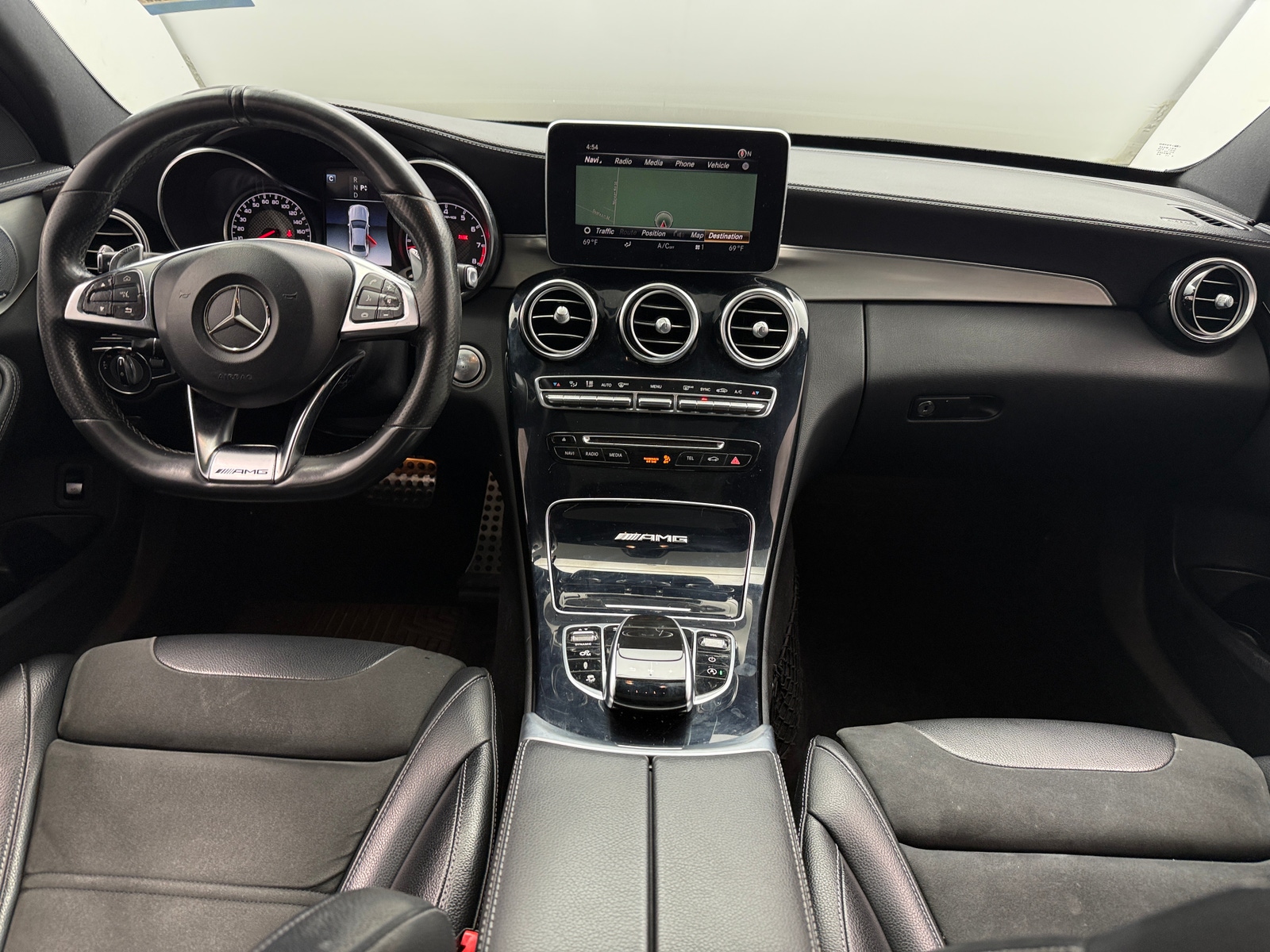 Thumbnail: 2018 Mercedes-Benz C-Class - 2