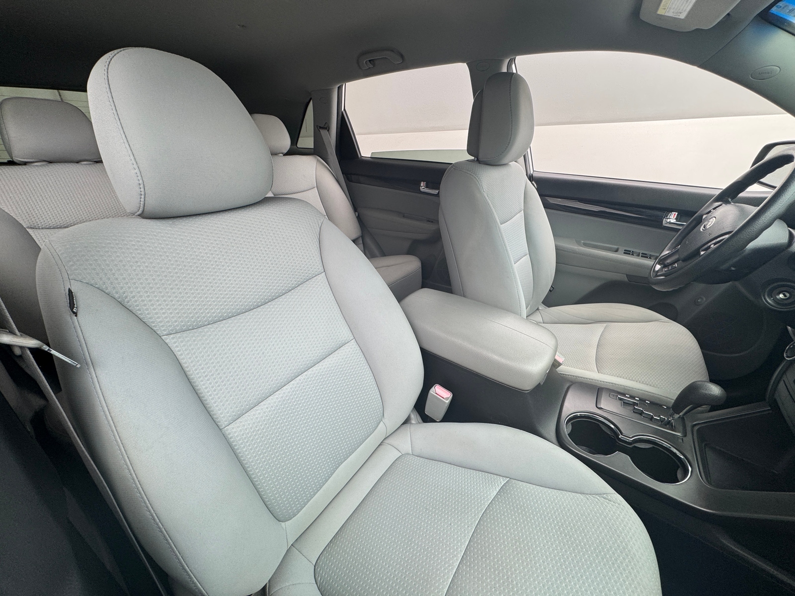 Thumbnail: 2013 Kia Sorento - 2