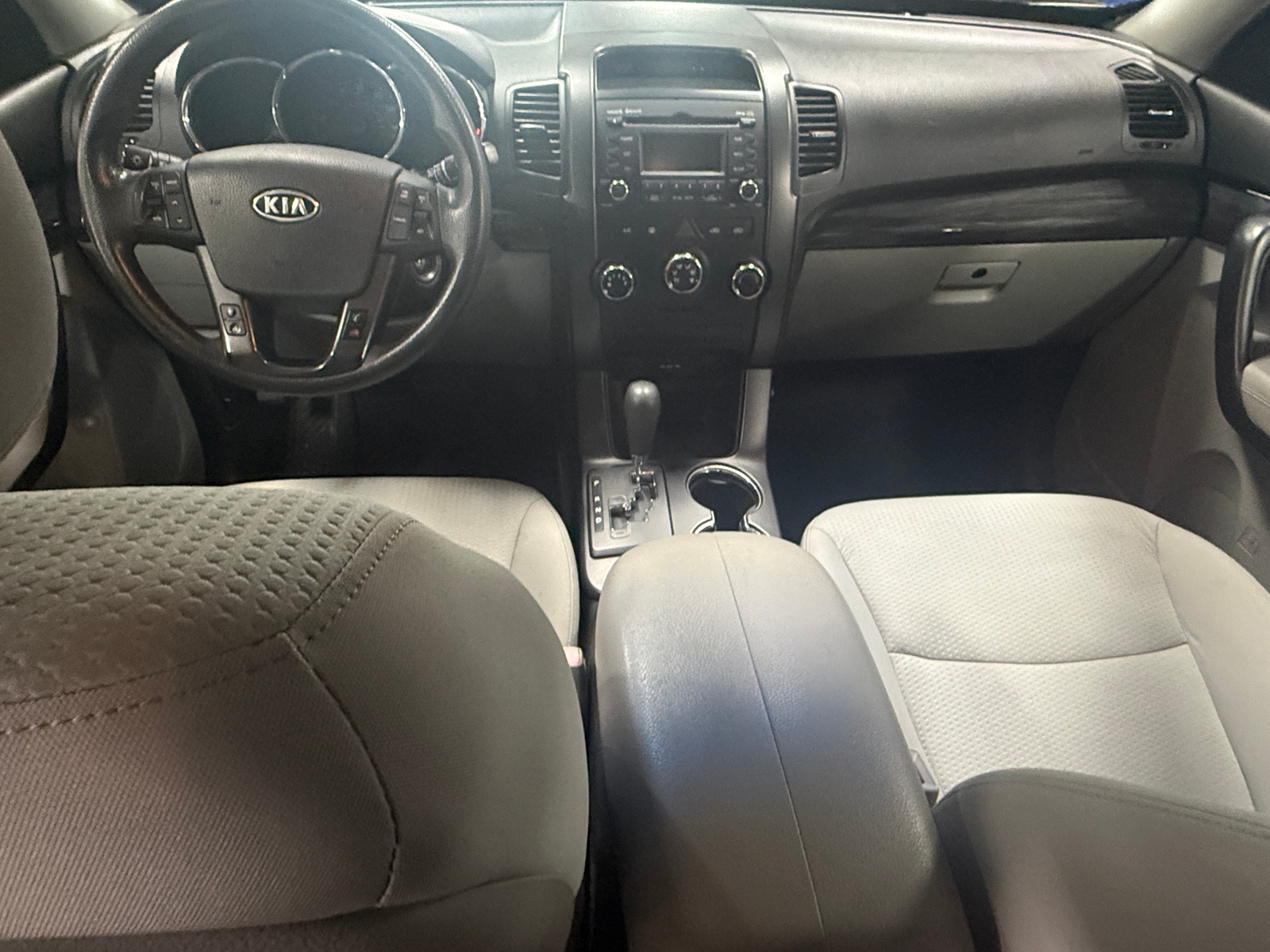 Thumbnail: 2013 Kia Sorento - 3