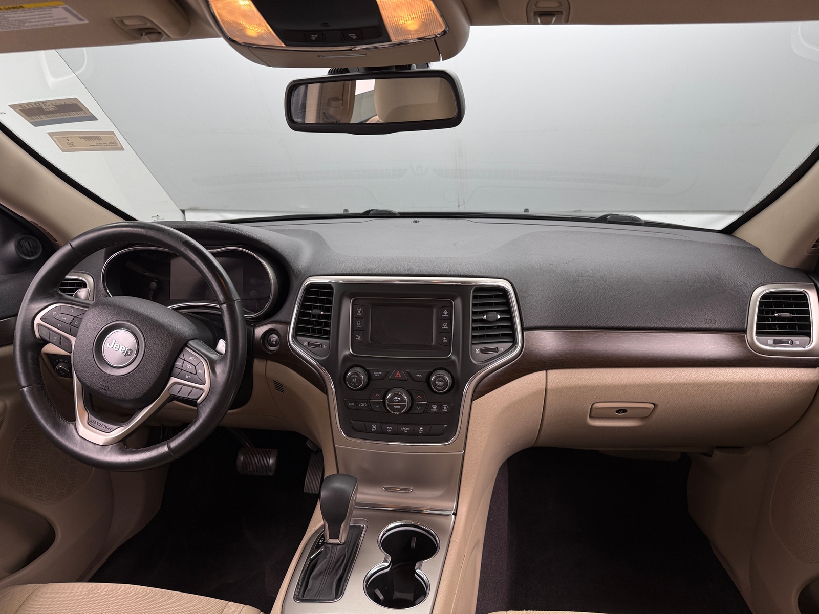 Thumbnail: 2016 Jeep Grand Cherokee - 3