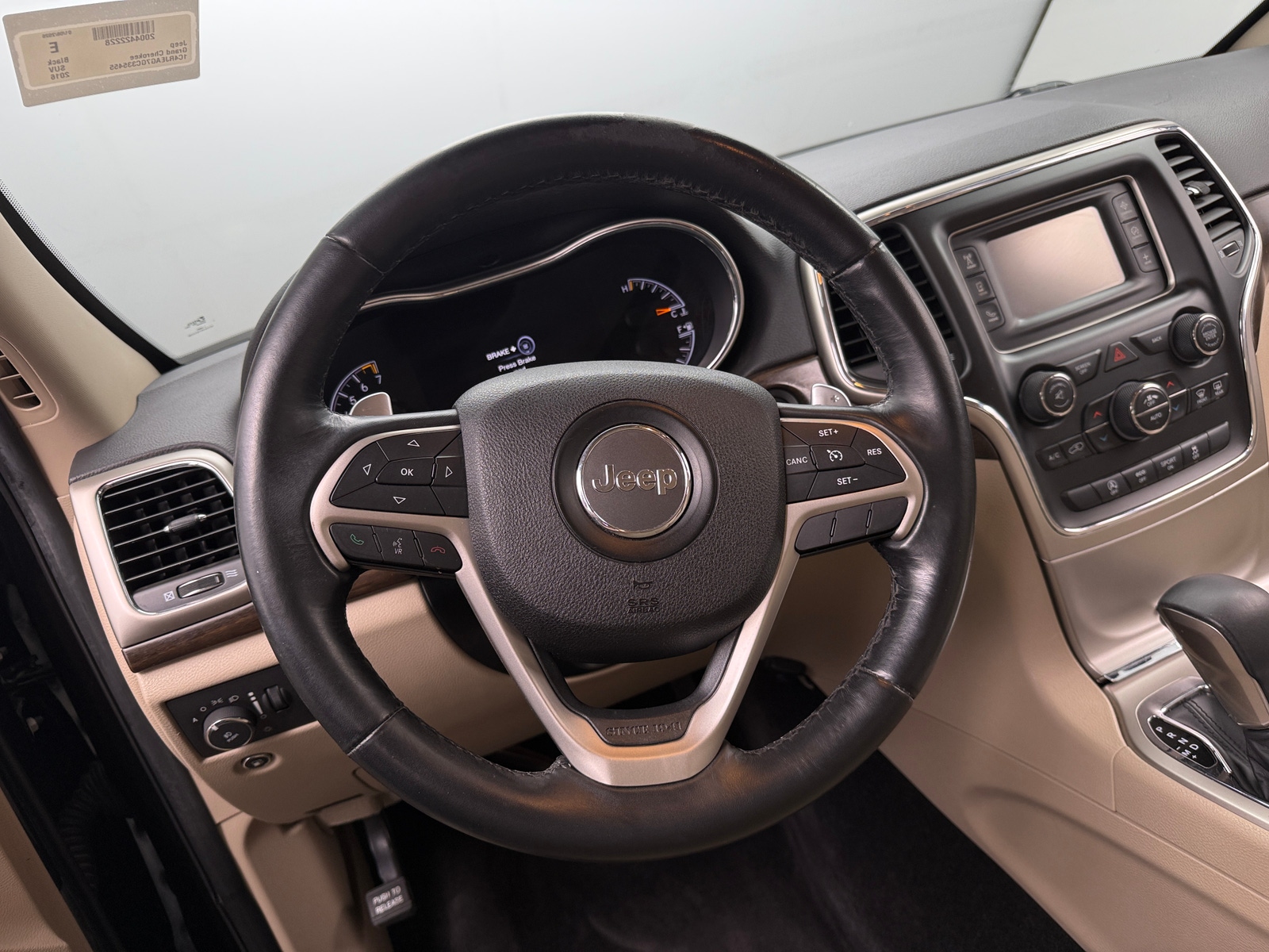 Thumbnail: 2016 Jeep Grand Cherokee - 5