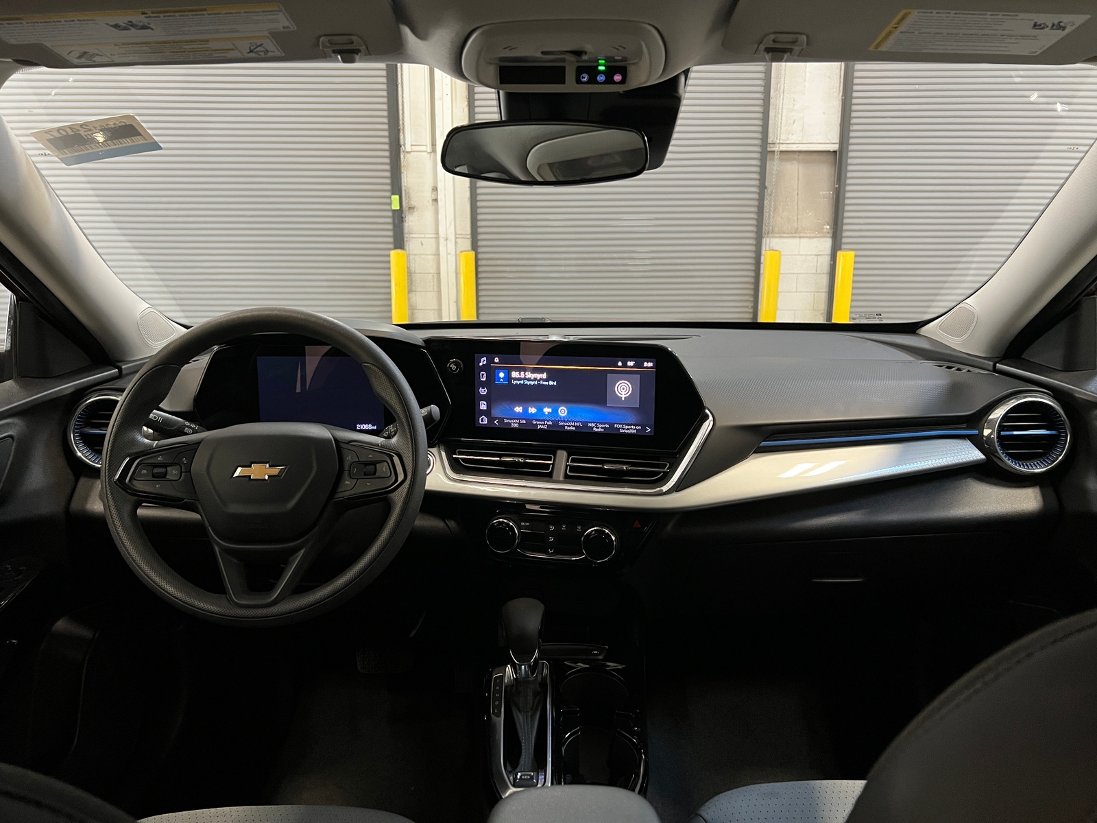 Thumbnail: 2025 Chevrolet Trax - 3