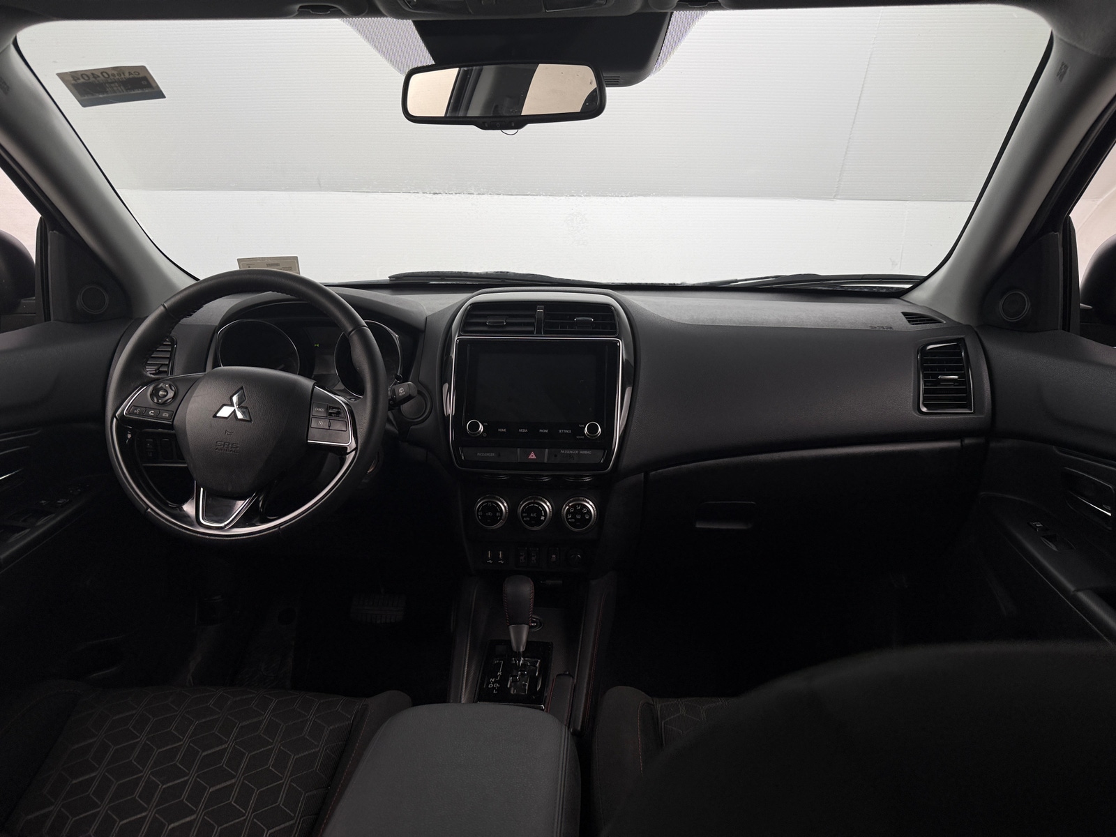 Thumbnail: 2025 Mitsubishi Outlander Sport - 3