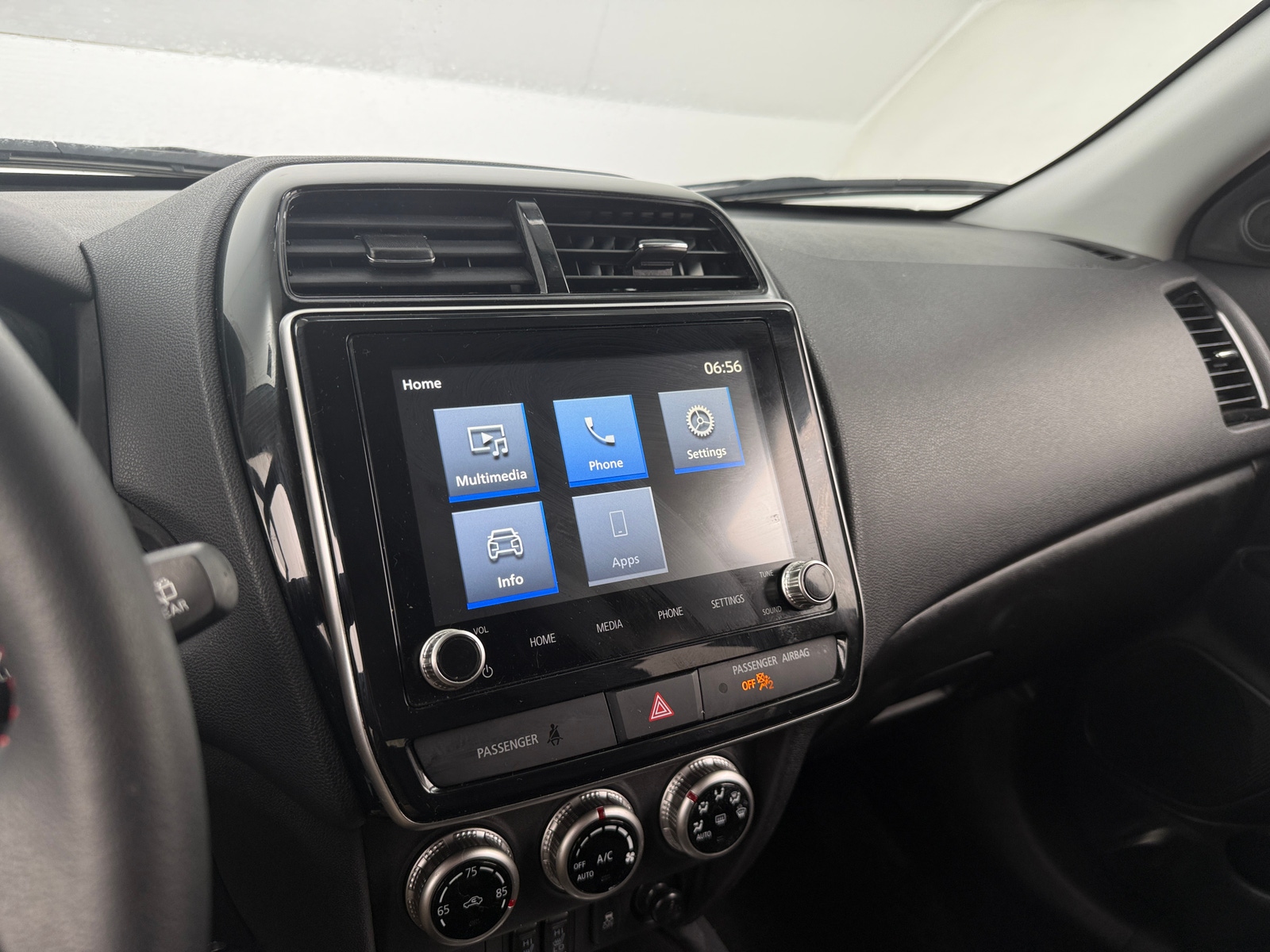 Thumbnail: 2025 Mitsubishi Outlander Sport - 4