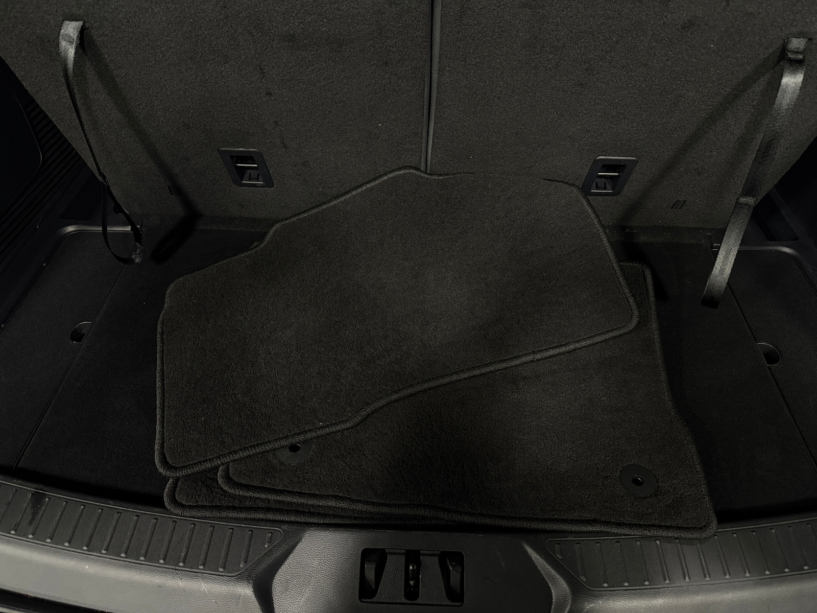 Thumbnail: 2025 Ford Explorer - 7