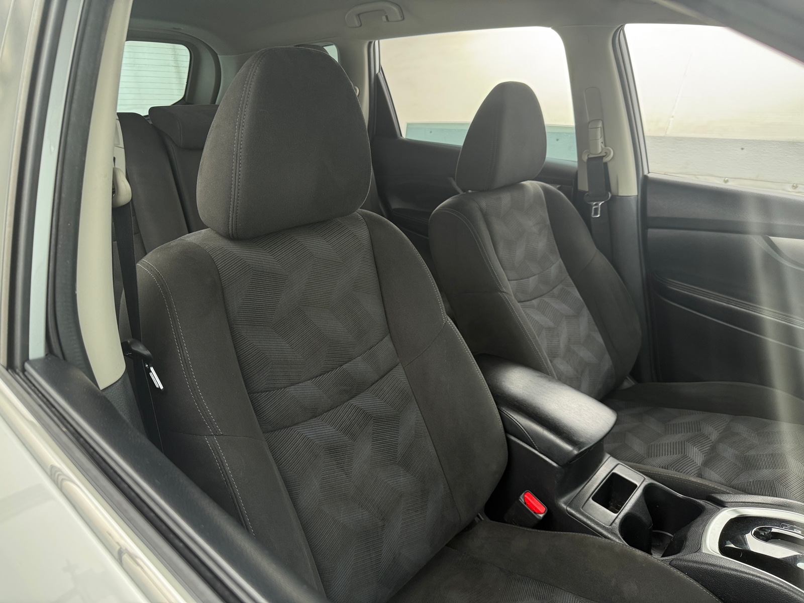 Thumbnail: 2015 Nissan Rogue - 2