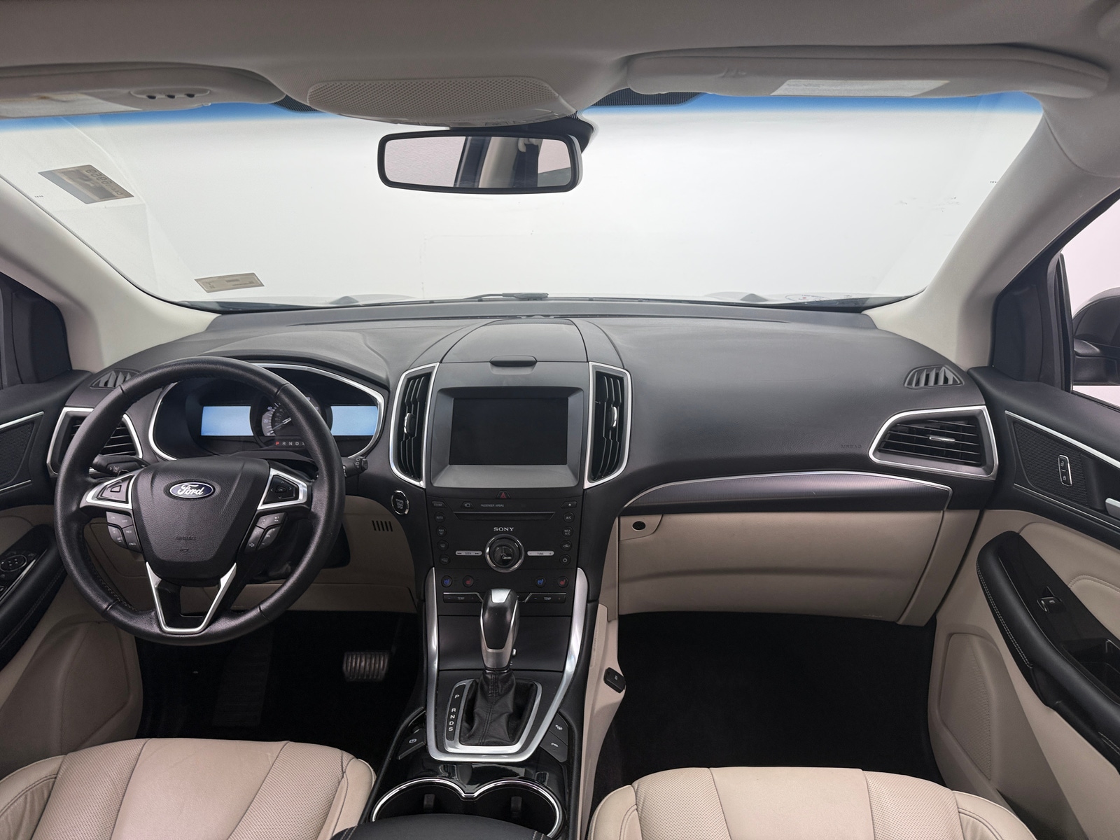 Thumbnail: 2016 Ford Edge - 2