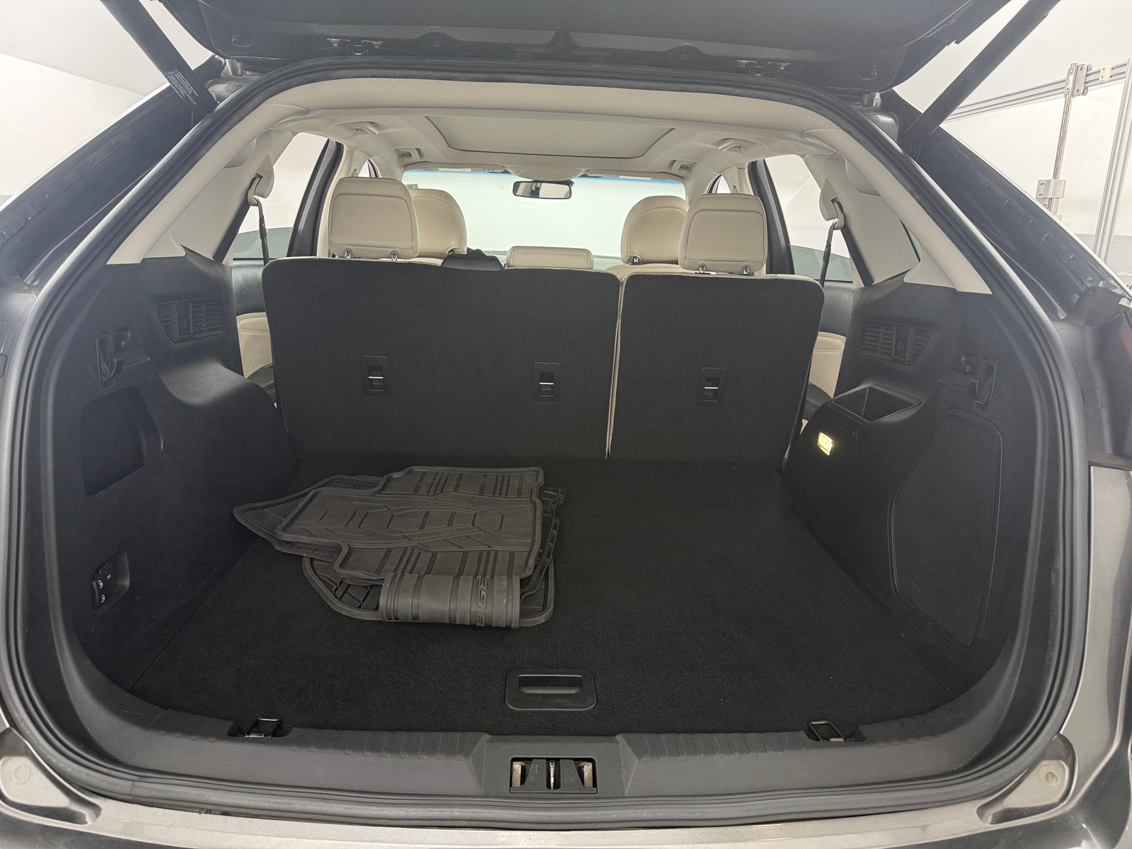 Thumbnail: 2016 Ford Edge - 6