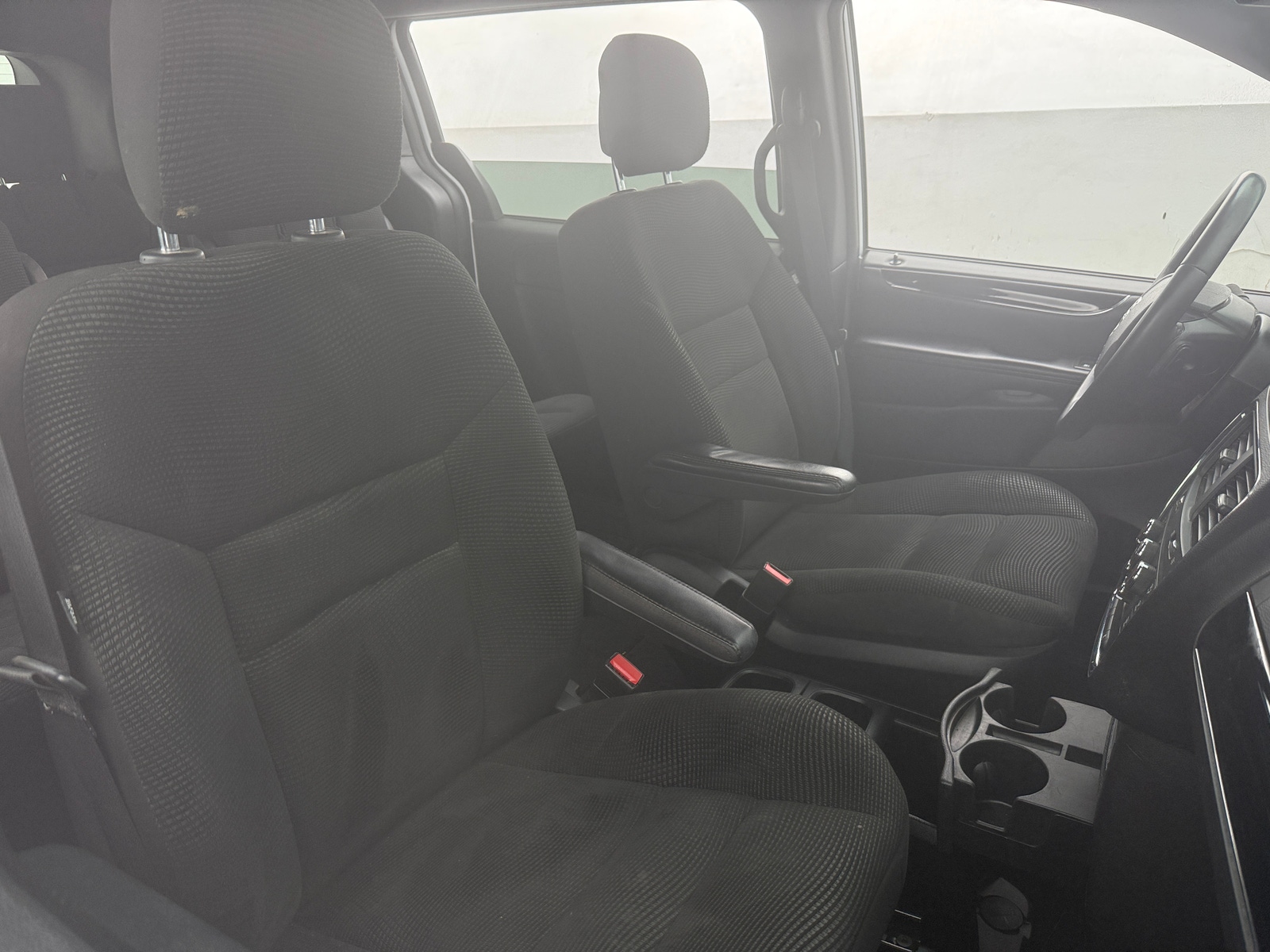 Thumbnail: 2020 Dodge Grand Caravan - 2