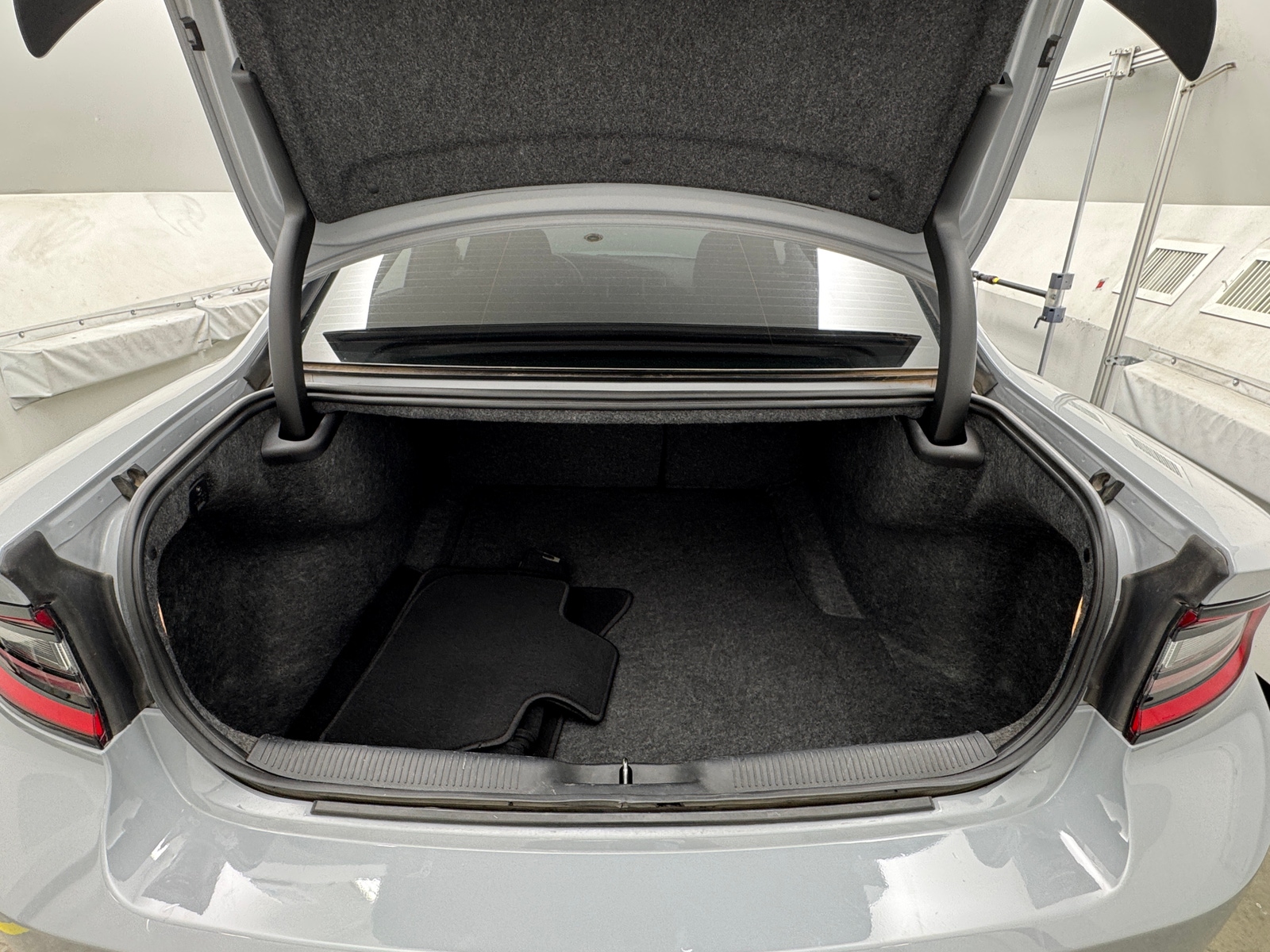 Thumbnail: 2022 Dodge Charger - 7