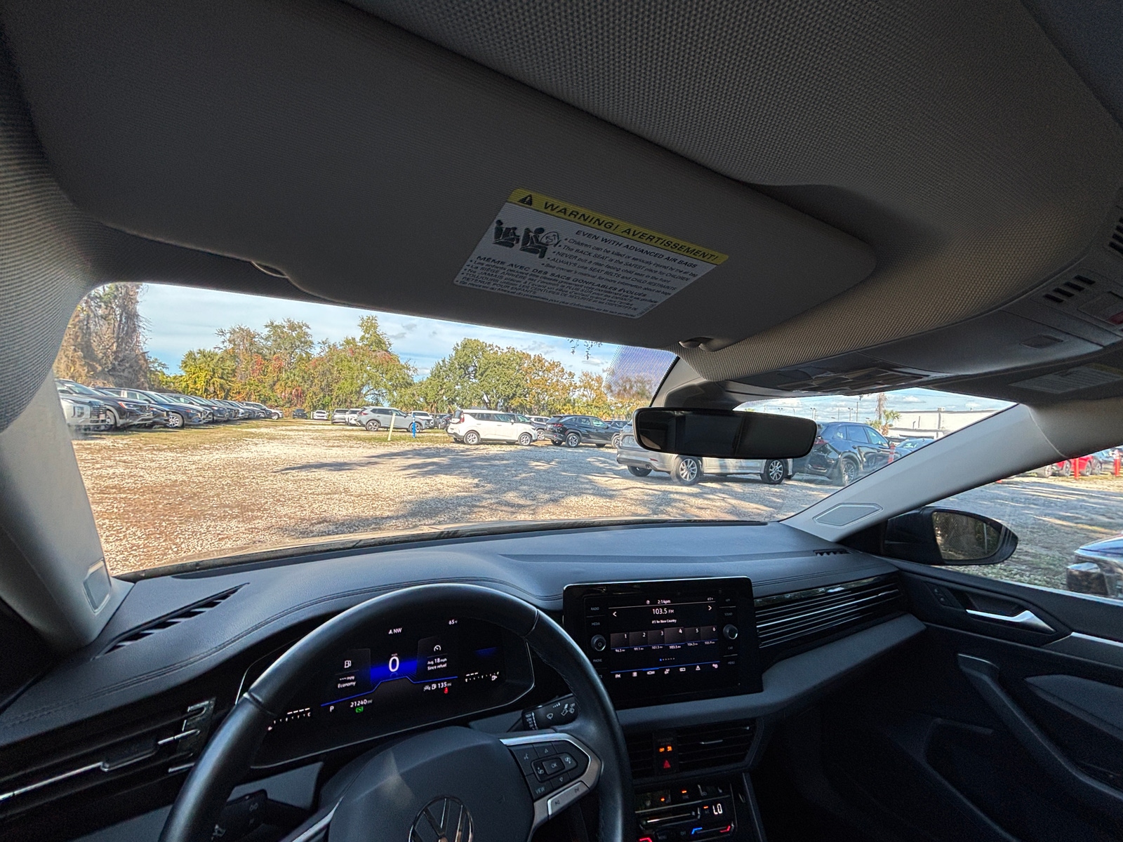 Thumbnail: 2025 Volkswagen Jetta - 3