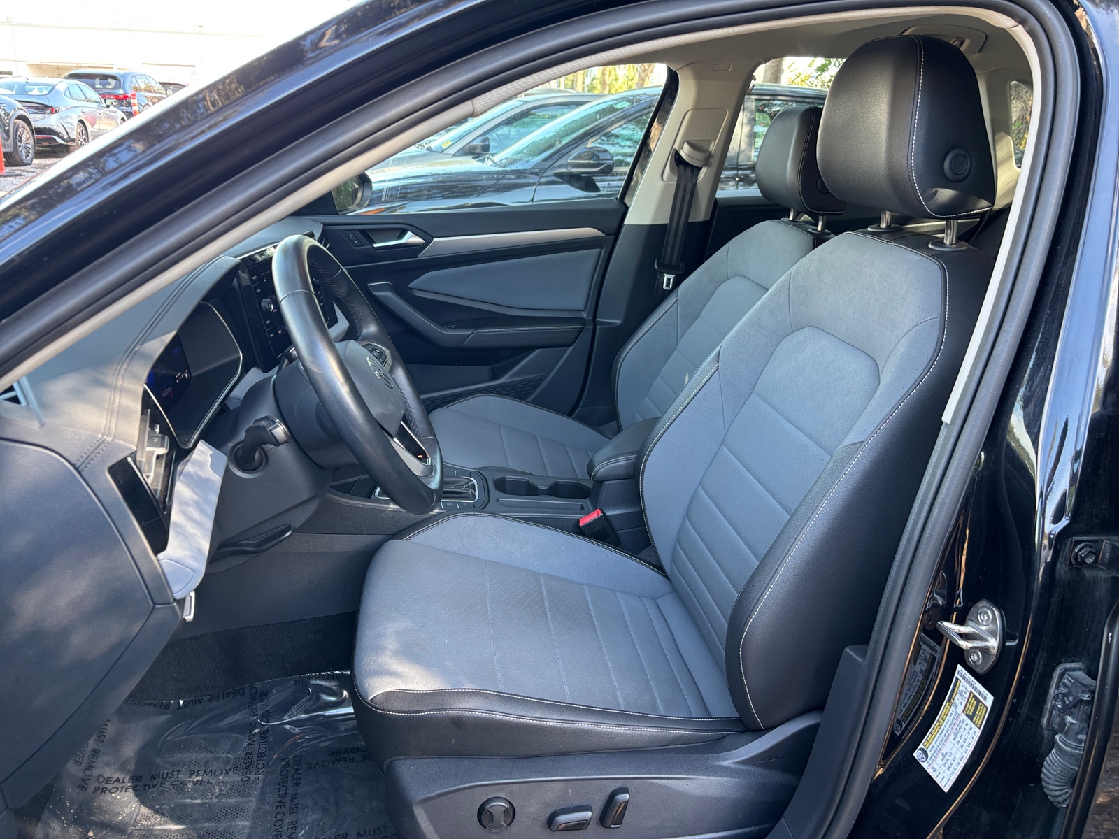 Thumbnail: 2025 Volkswagen Jetta - 2