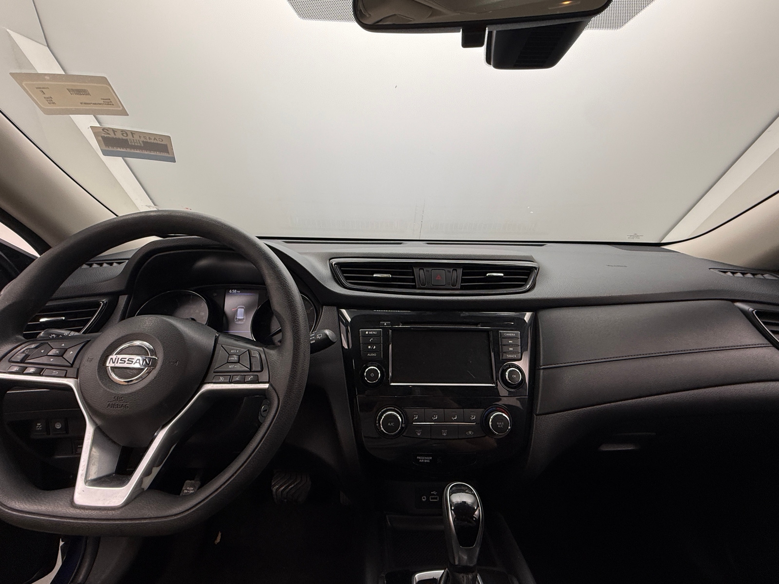 Thumbnail: 2019 Nissan Rogue - 3