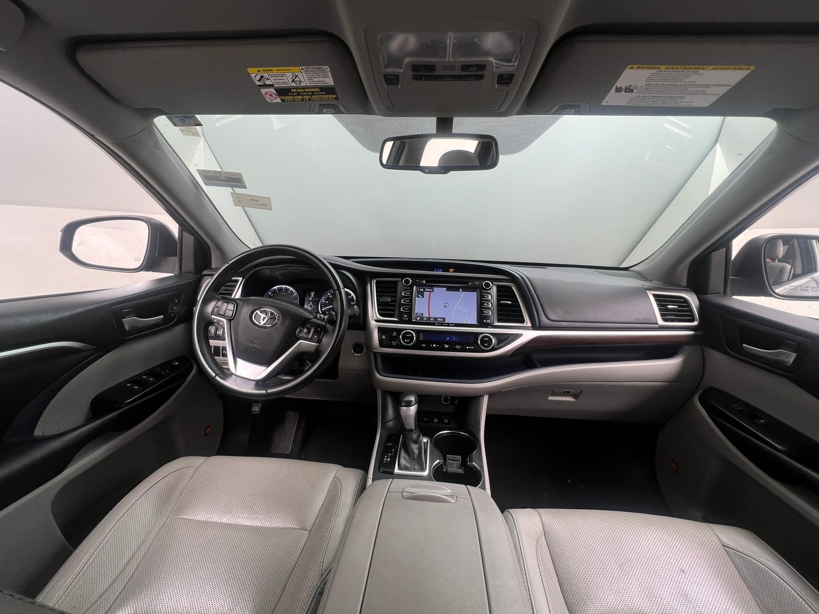 Thumbnail: 2016 Toyota Highlander - 2