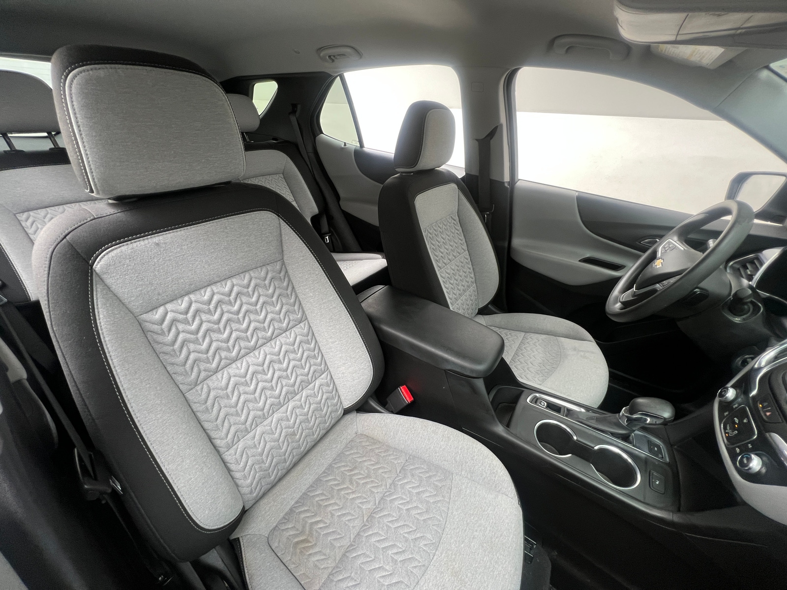 Thumbnail: 2022 Chevrolet Equinox - 2