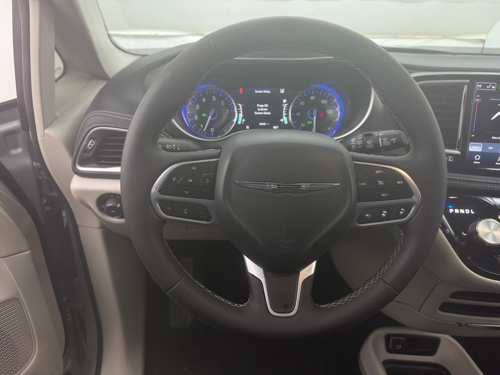 Thumbnail: 2024 Chrysler Pacifica - 4