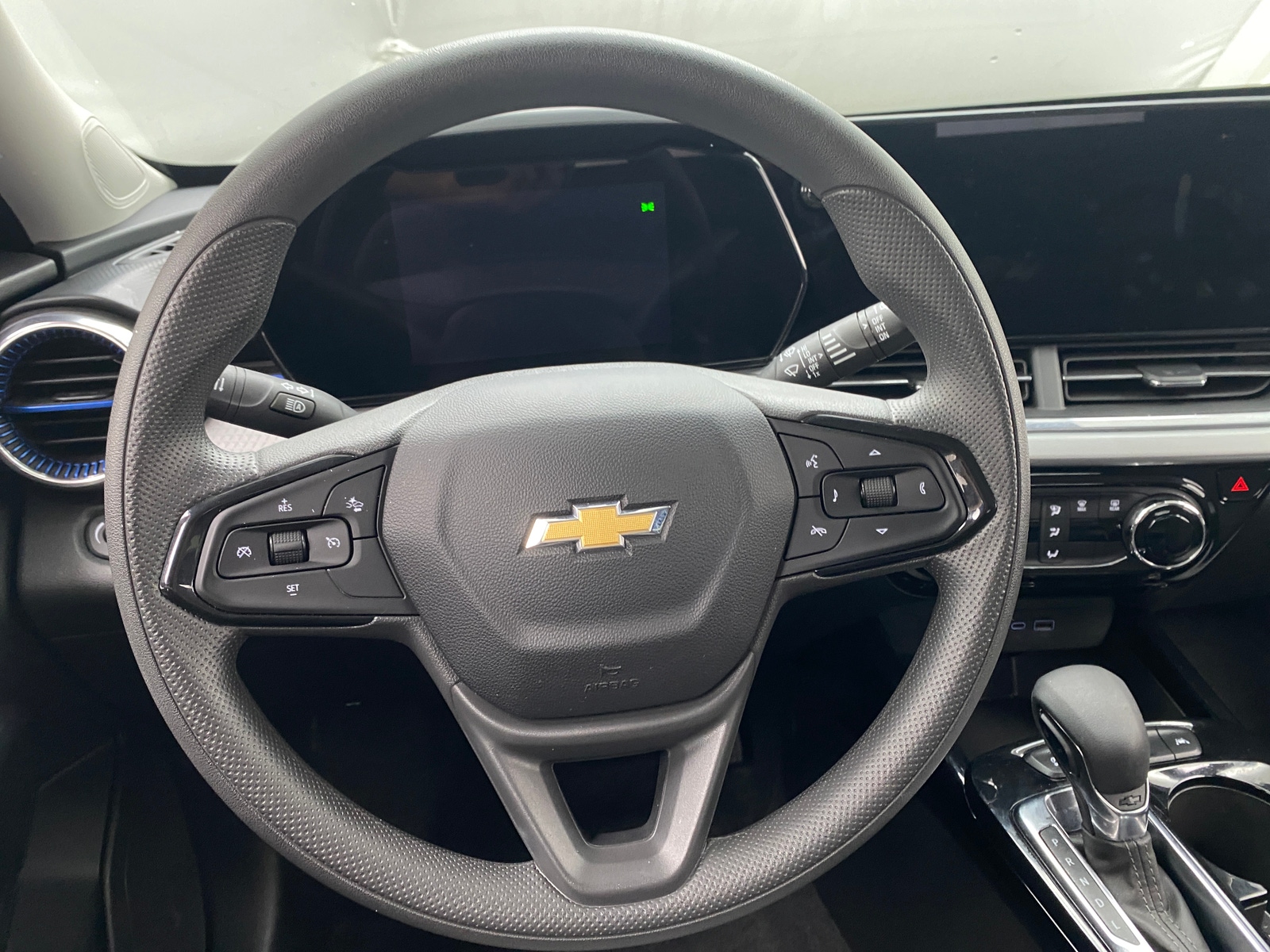 Thumbnail: 2025 Chevrolet Trax - 5