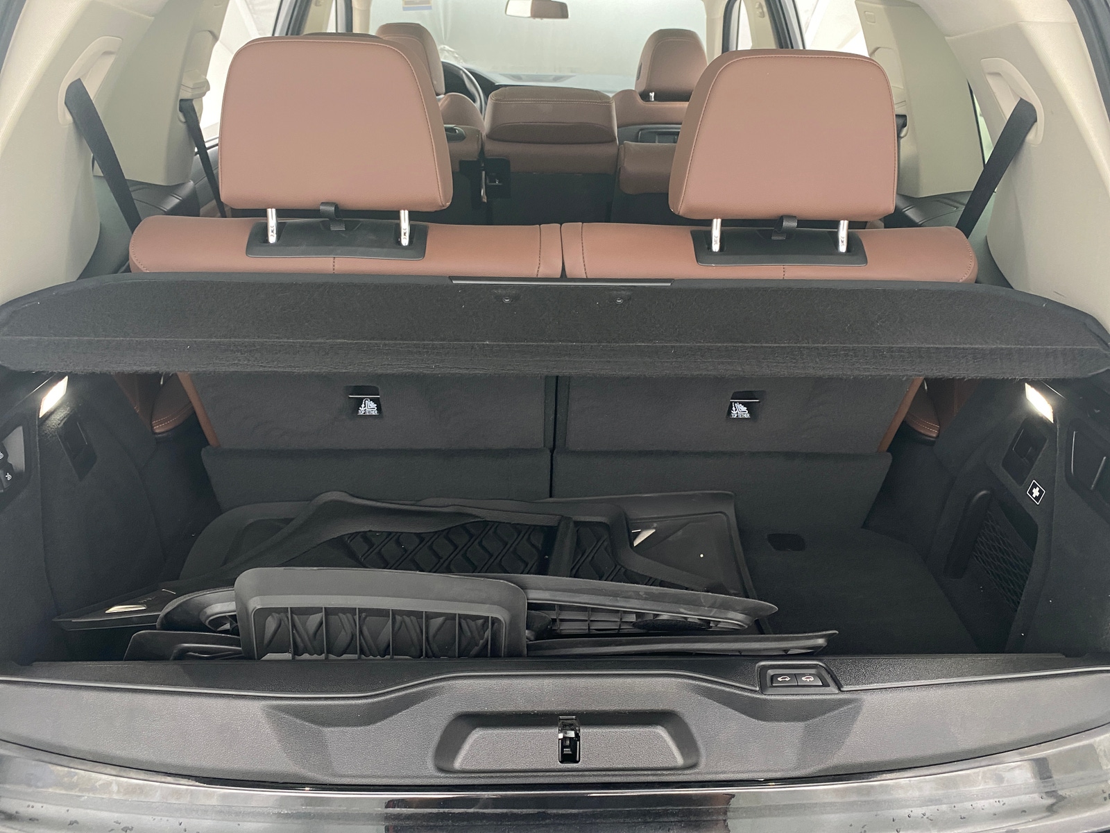 Thumbnail: 2022 BMW X7 - 6