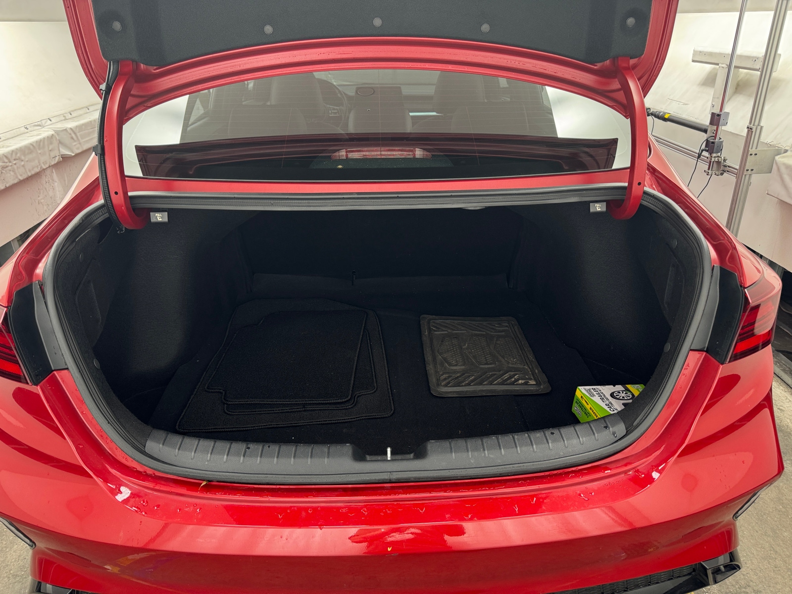 Thumbnail: 2024 Kia Forte - 7