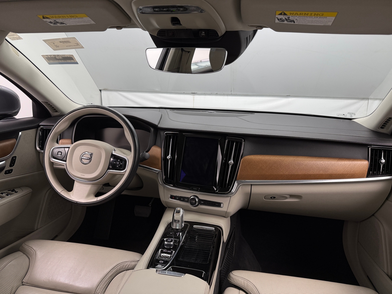 Thumbnail: 2018 Volvo S90 - 2