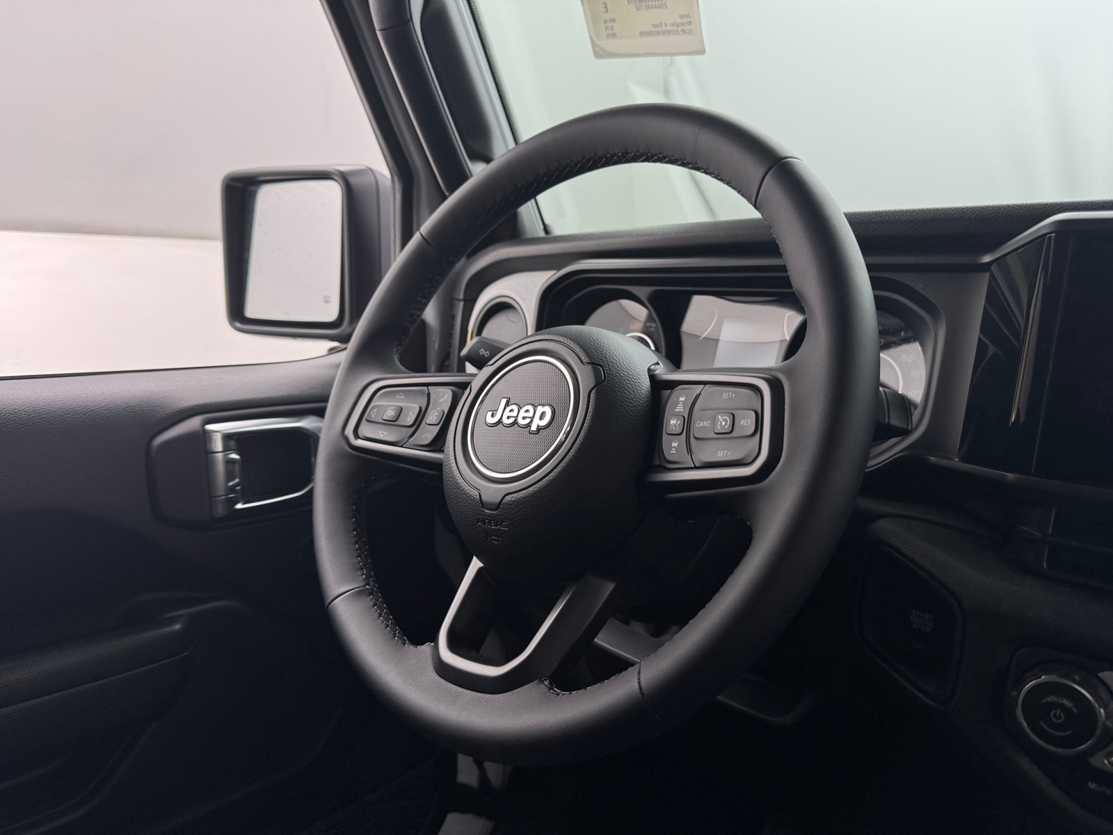 Thumbnail: 2025 Jeep Wrangler - 5