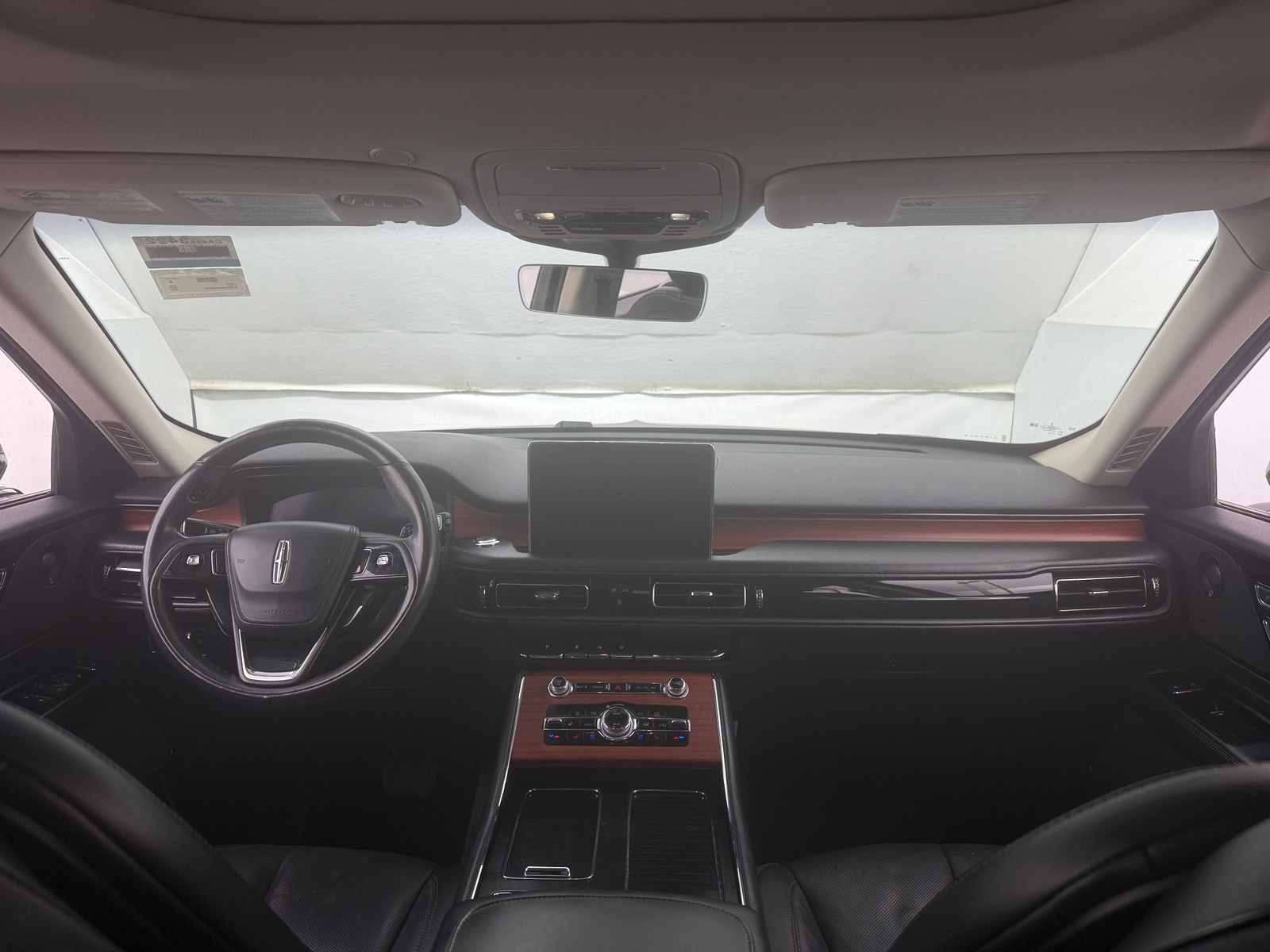 Thumbnail: 2022 Lincoln Aviator - 2