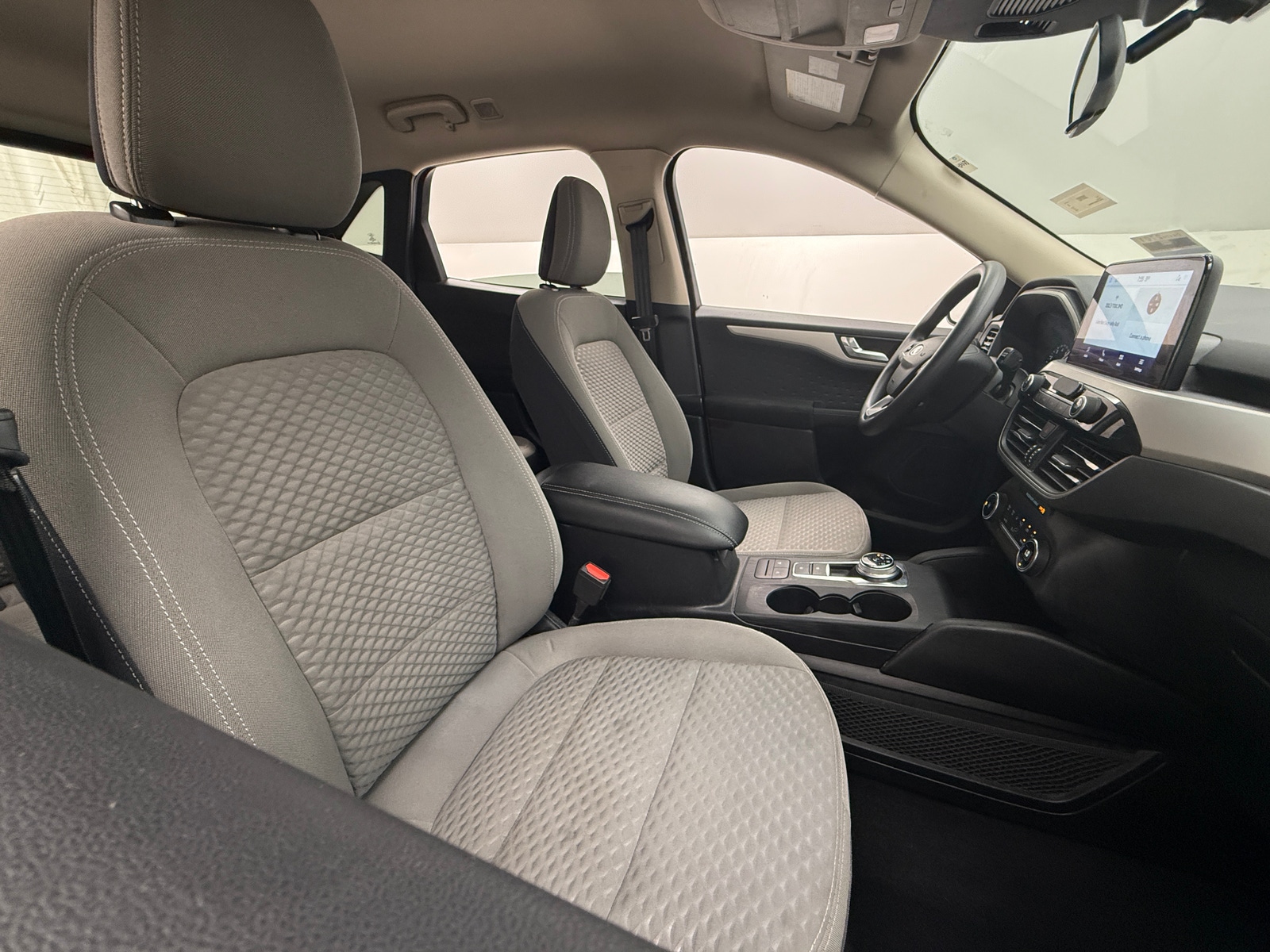 Thumbnail: 2020 Ford Escape - 2