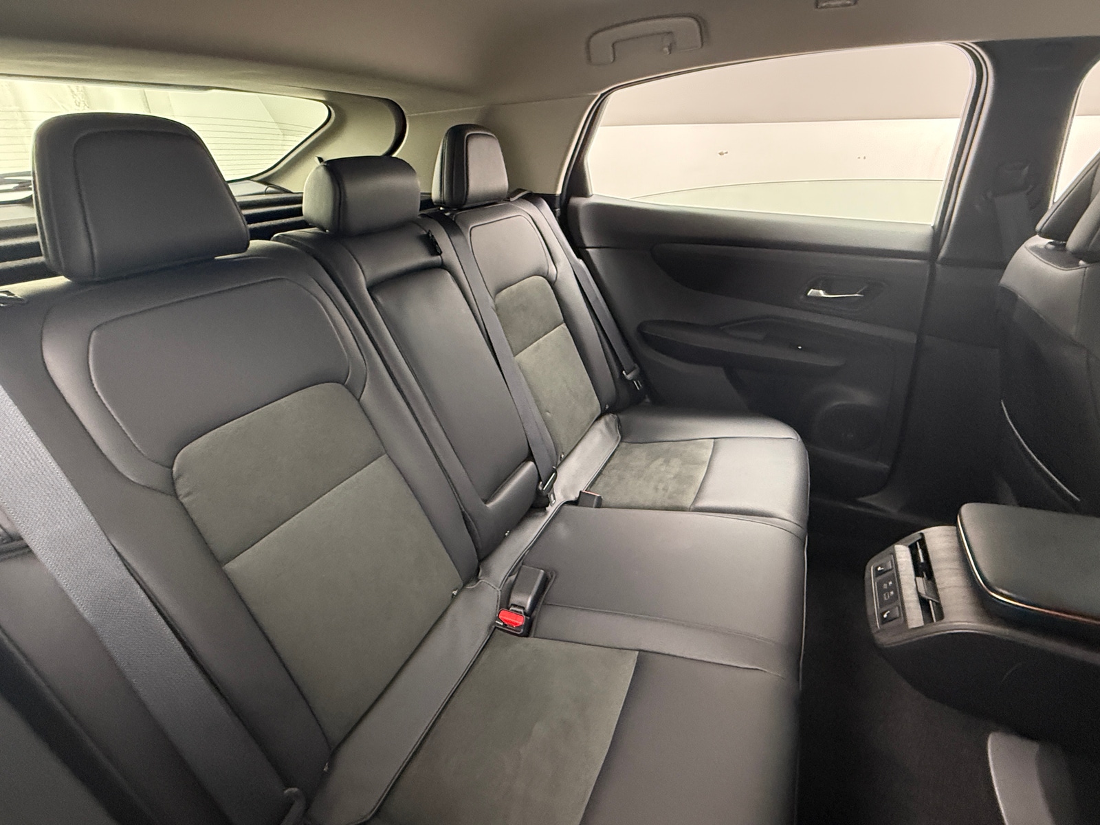 Thumbnail: 2023 Nissan Ariya - 5