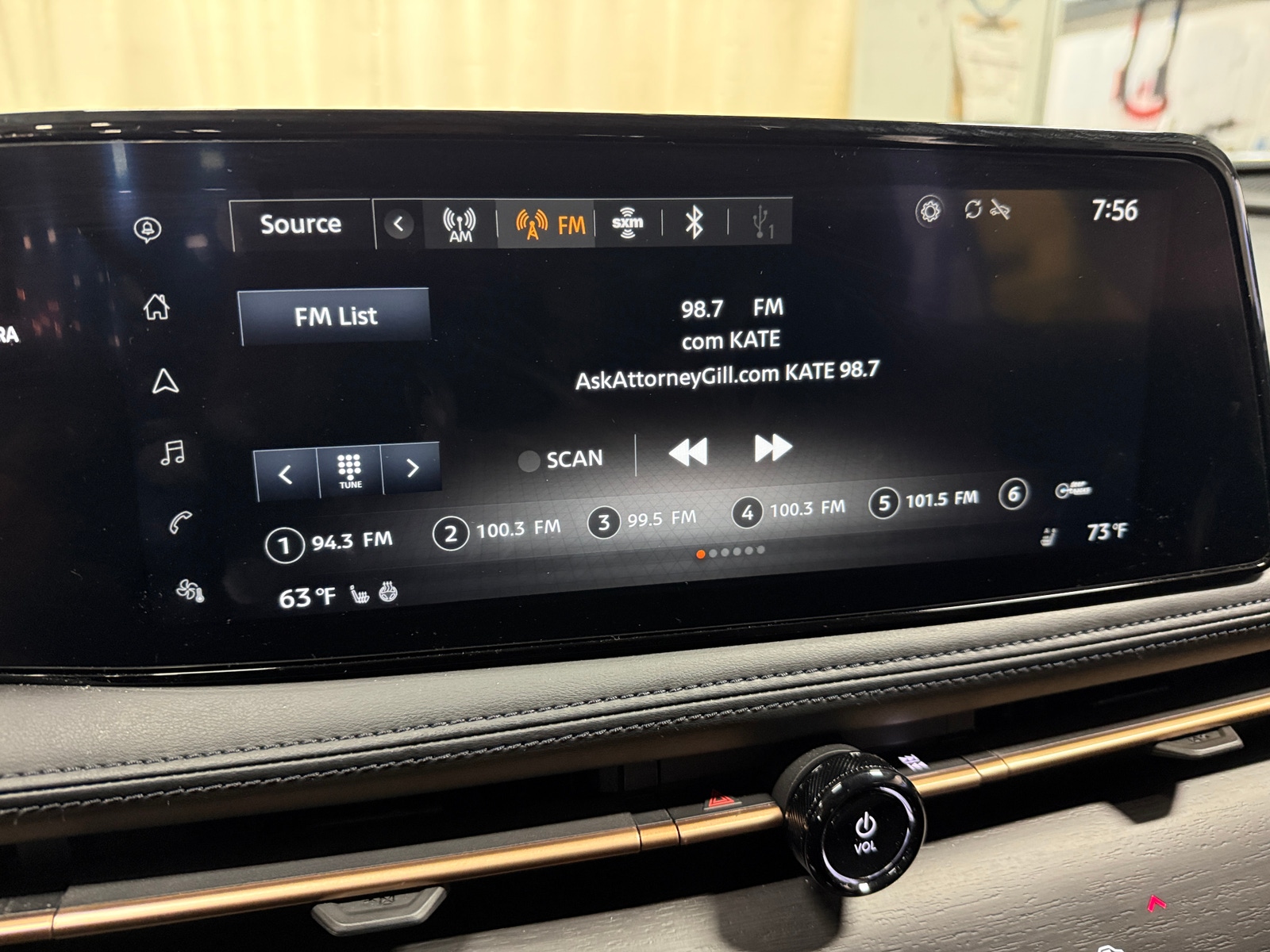 Thumbnail: 2023 Nissan Ariya - 3