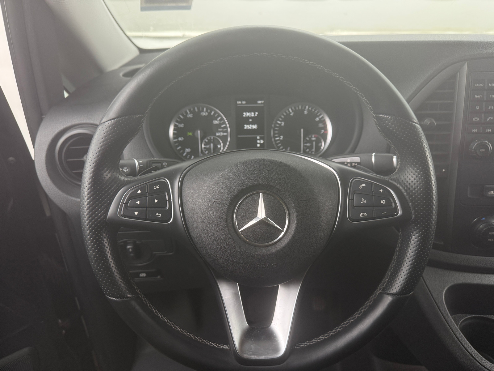 Thumbnail: 2018 Mercedes-Benz Metris - 5