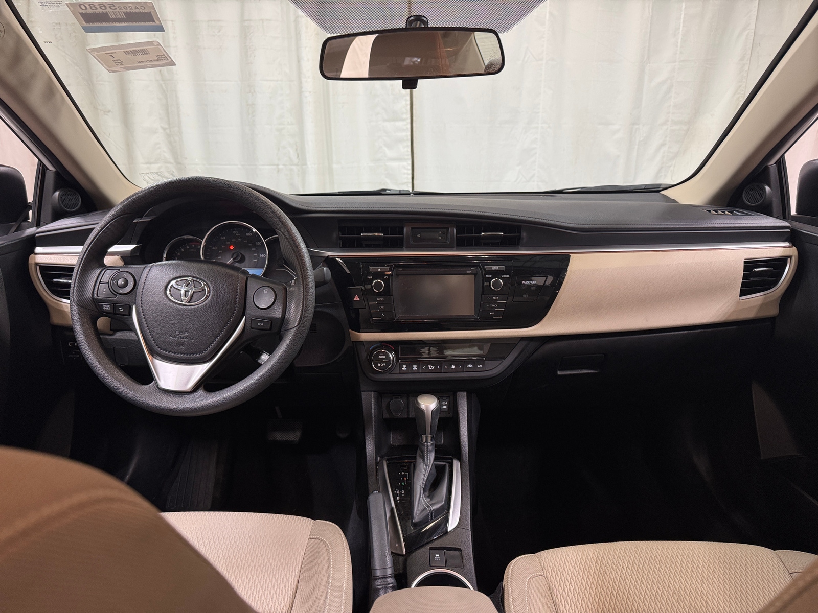 Thumbnail: 2014 Toyota Corolla - 3