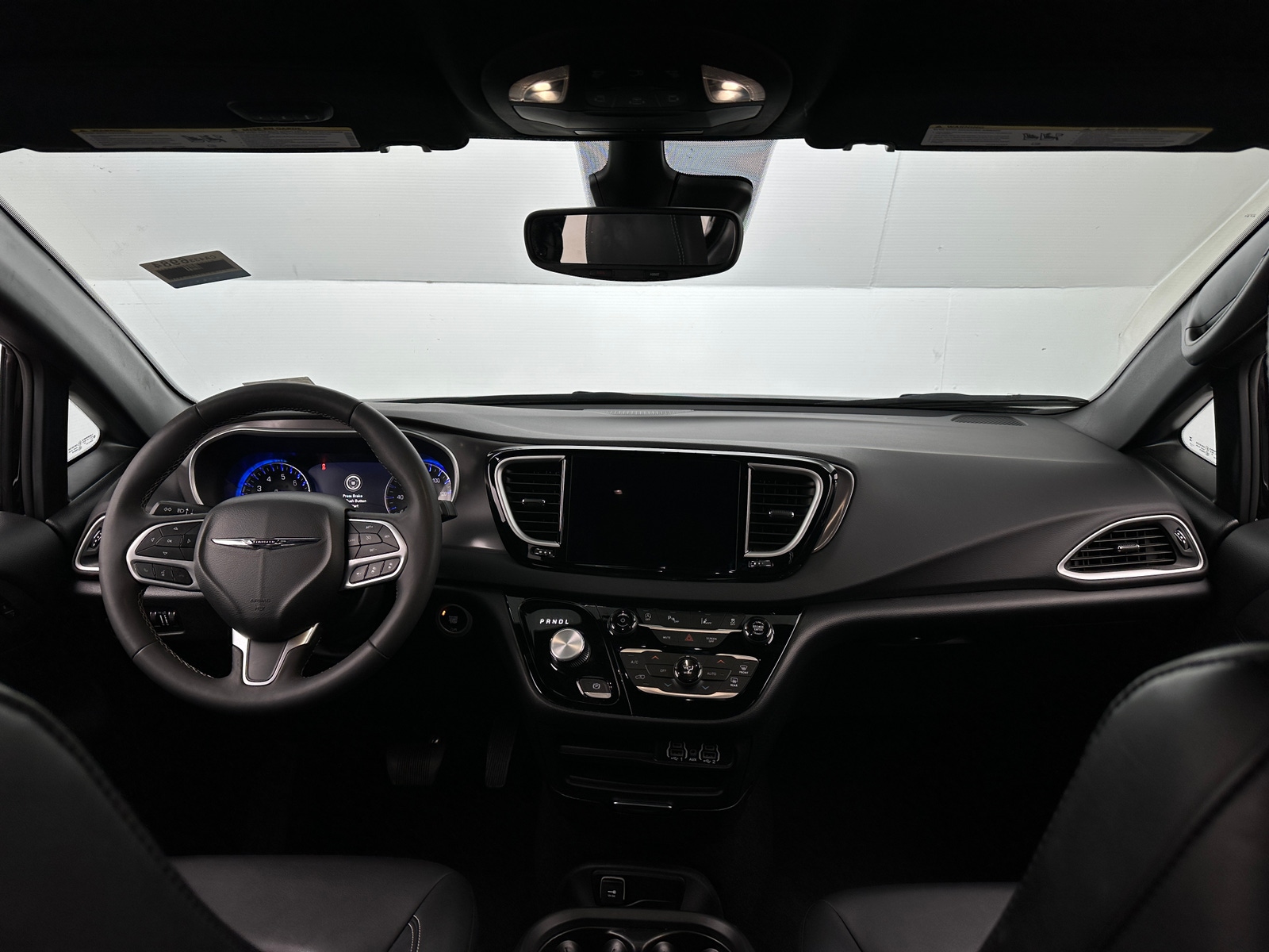 Thumbnail: 2025 Chrysler Pacifica - 2