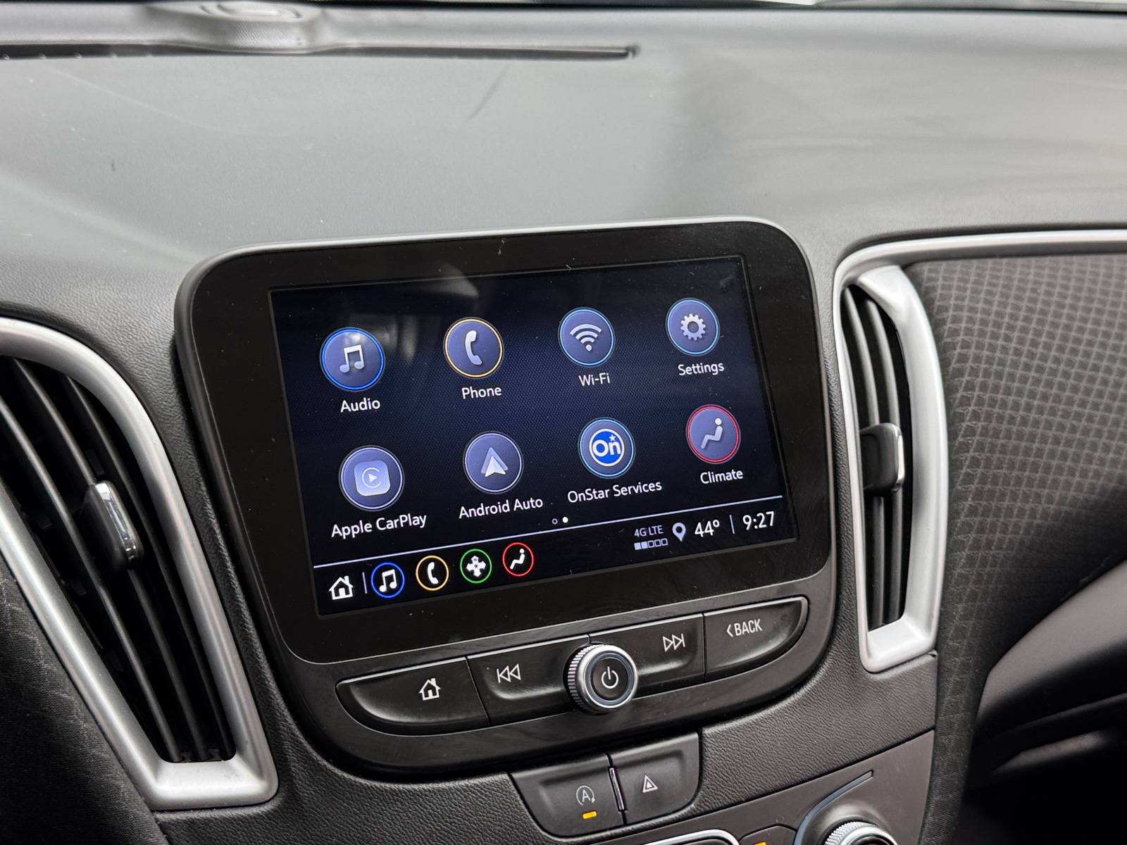 Thumbnail: 2024 Chevrolet Malibu - 4