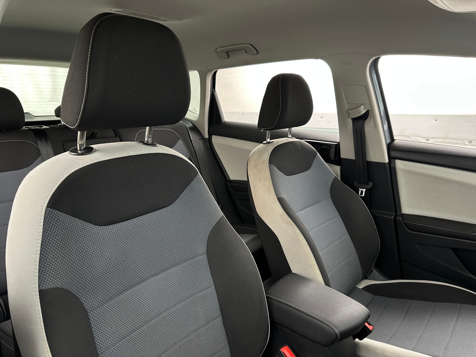 Thumbnail: 2025 Volkswagen Taos - 2